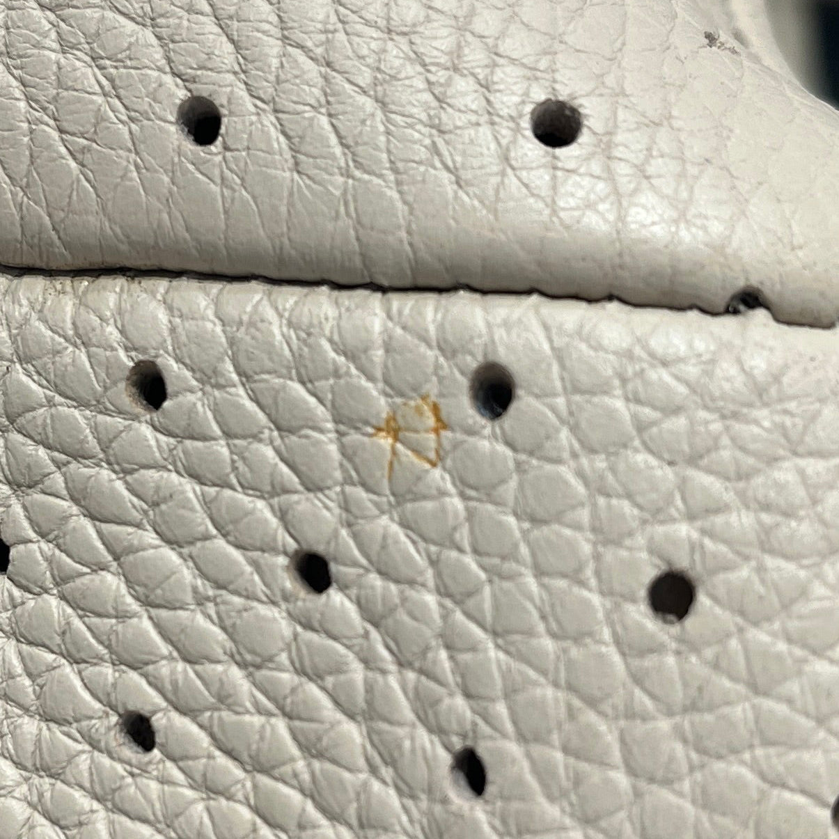 BOTTEGA VENETA/Bag/Leather/CRM/PERFORATED INTRECCIATO TOTE view 8