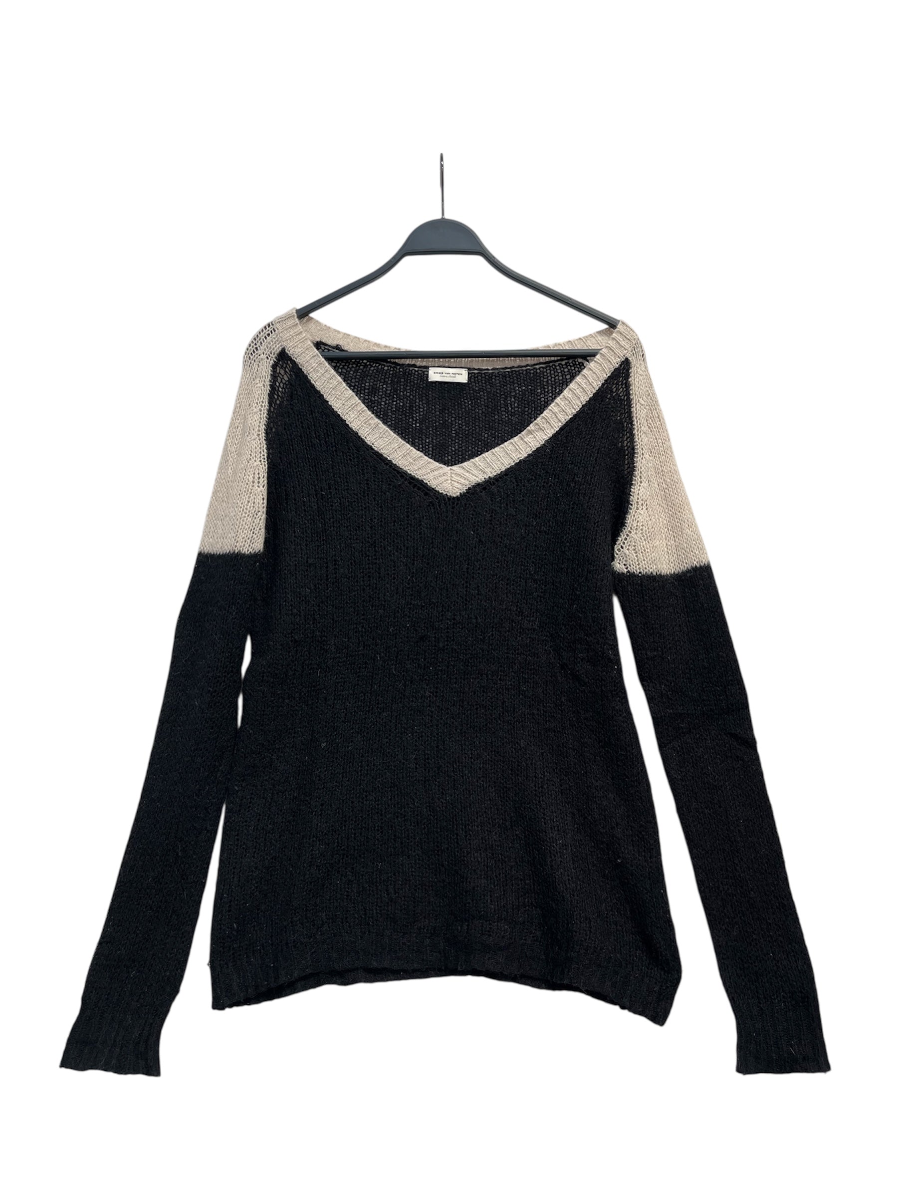 DRIES VAN NOTEN/Sweater/XS/Polyester/BLK/Oversize/RAGLAN SLEEVE-V NECK view 1