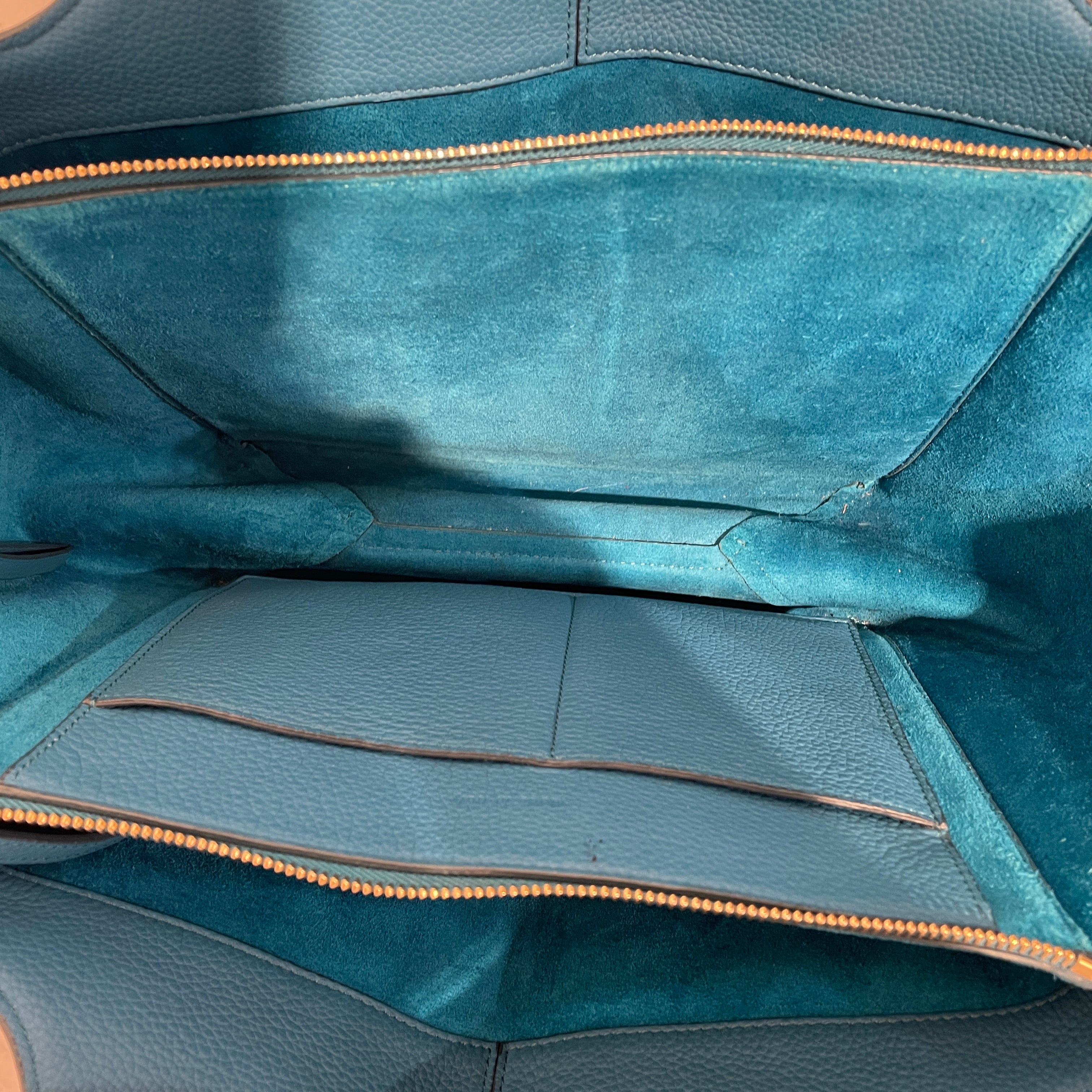 CELINE/Tote Bag/Leather/BLU/Trifold leather tote in teal view 4