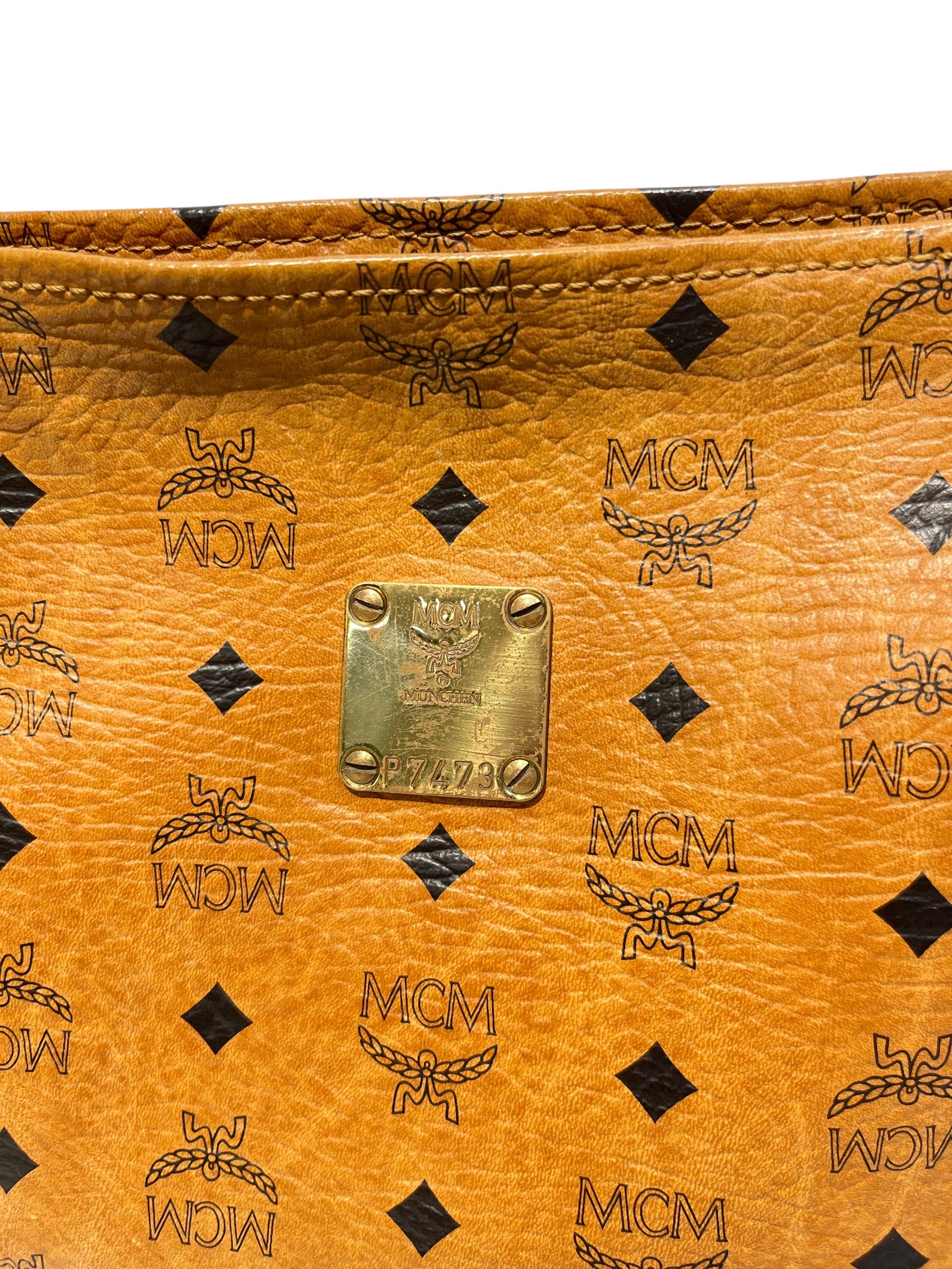 MCM/Pouch/Monogram/Leather/CML/vintage pouch view 3