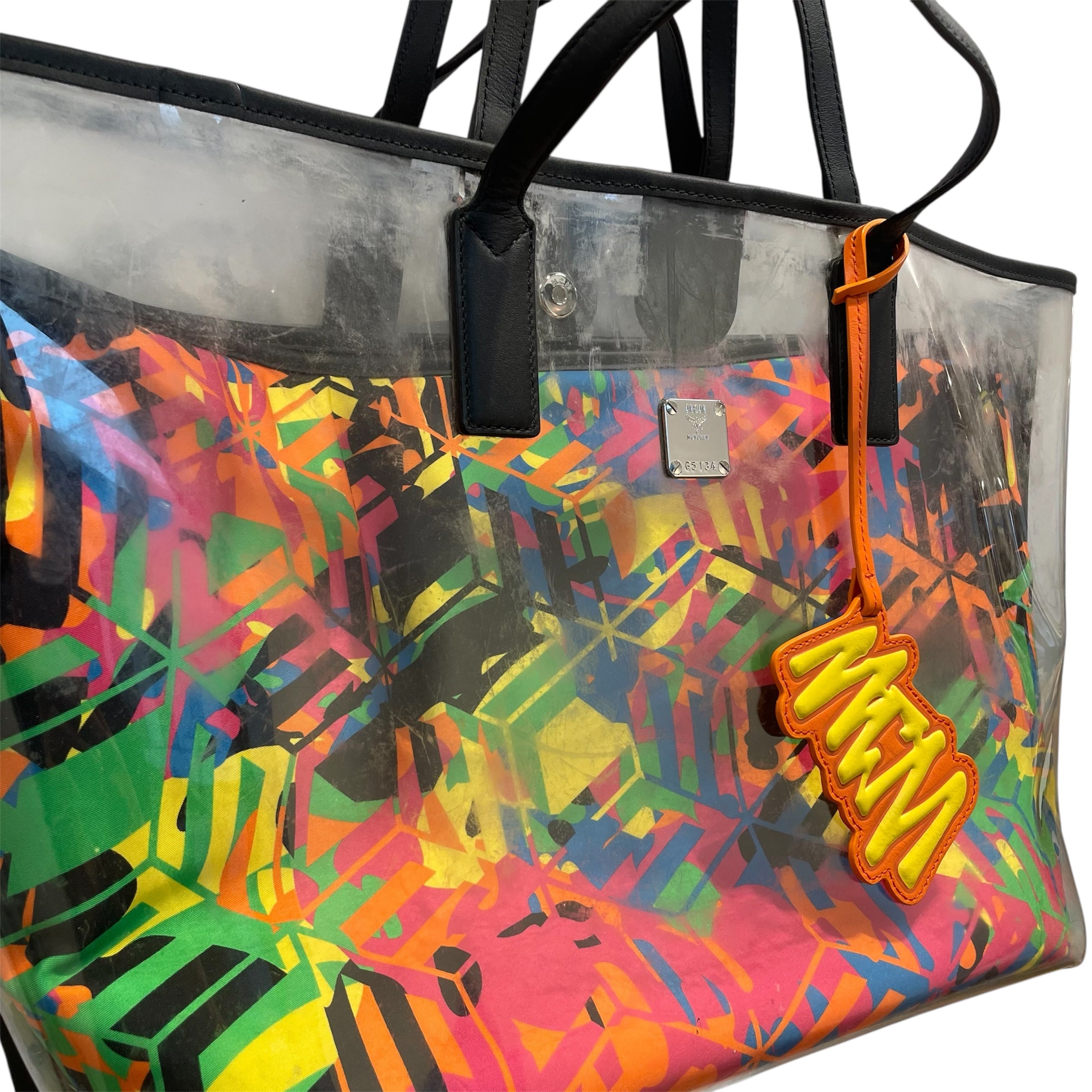 MCM/Hand Bag/All Over Print/Polyester/MLT/VIBRANT GEOMETRIC PRINT view 3