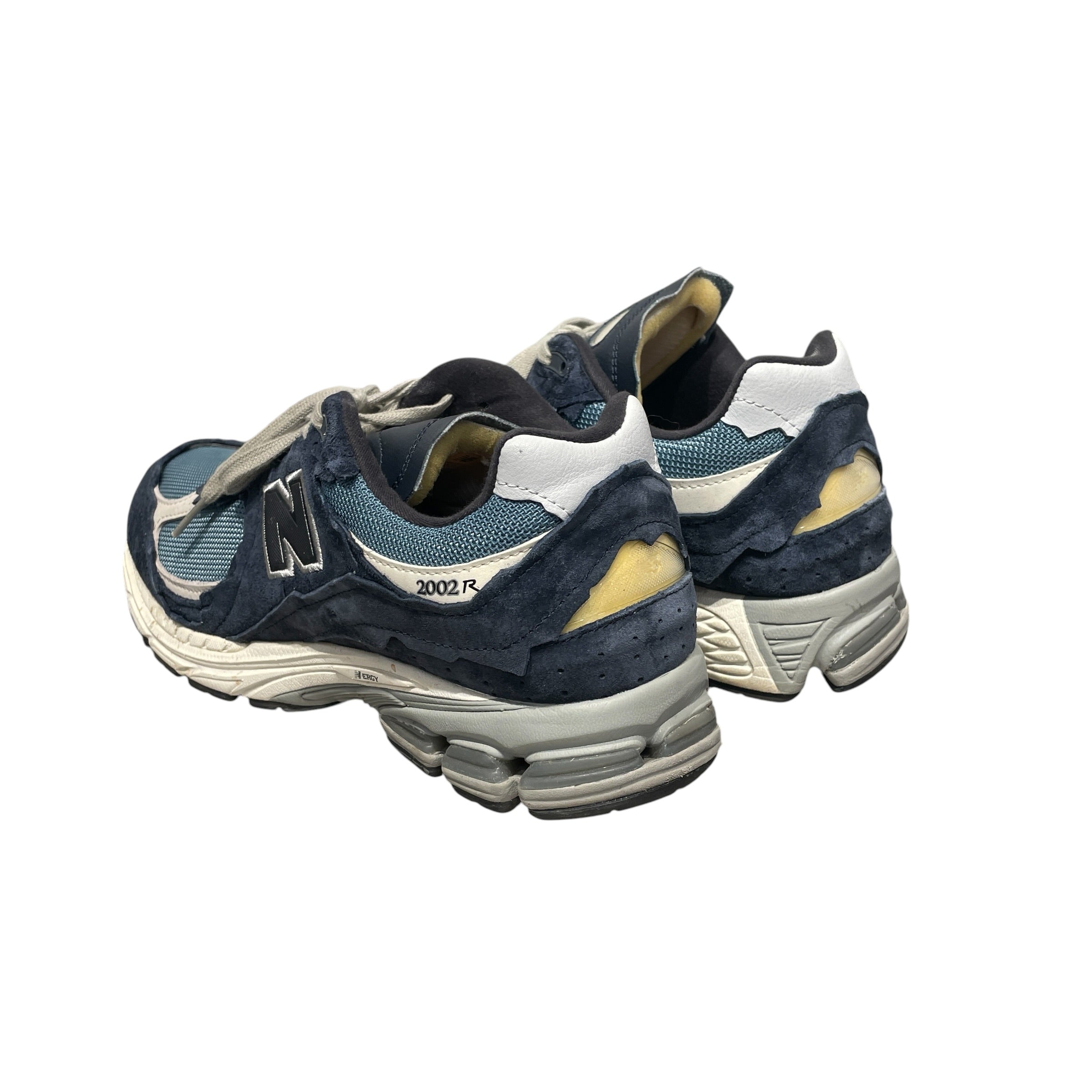 NEW BALANCE/Low-Sneakers/US 10/Nylon/BLU/2002R Dark Navy Sneakers view 3