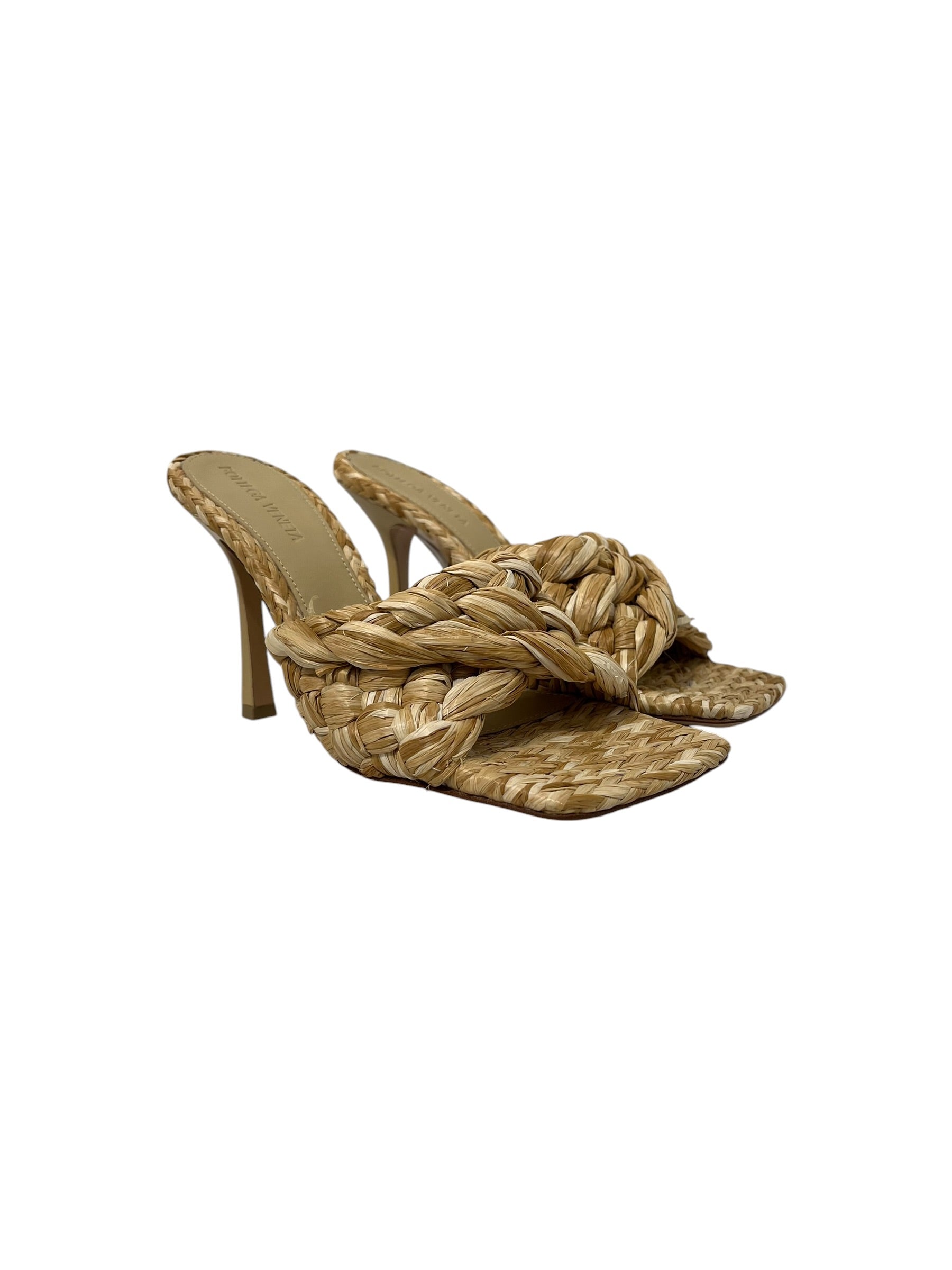 BOTTEGA VENETA/Heels/EU 37/BEG/Open-Toe/hay twine front square view 1