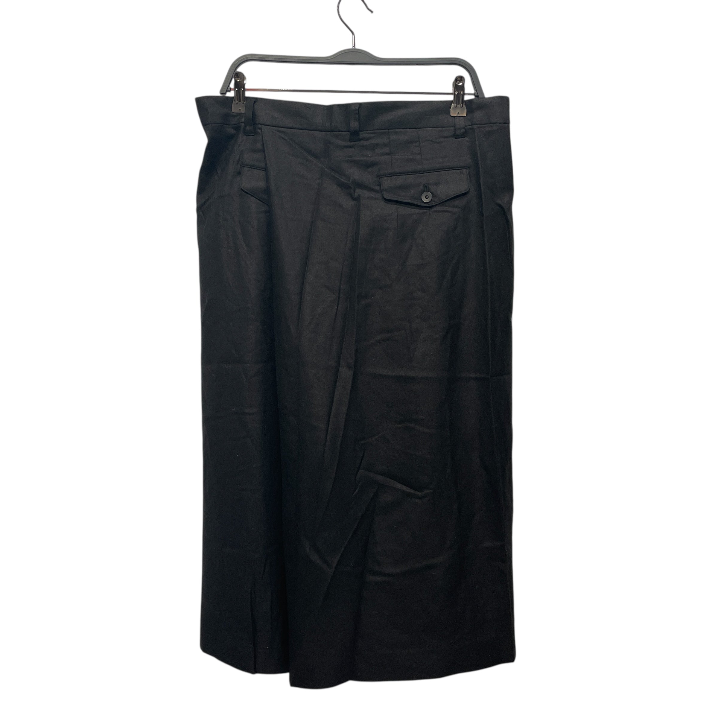 JULIUS/Shorts/4/Wool/BLK/ASYMMETRICAL view 2