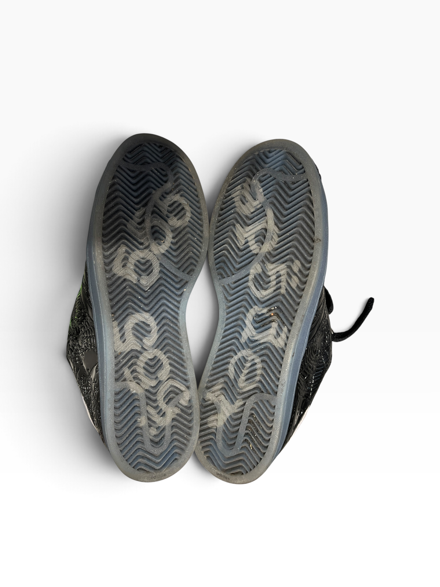 Sp5der/adidas/Low-Sneakers/US 9/Graphic/Leather/BLK/Superstar Black with Neon Lace view 5