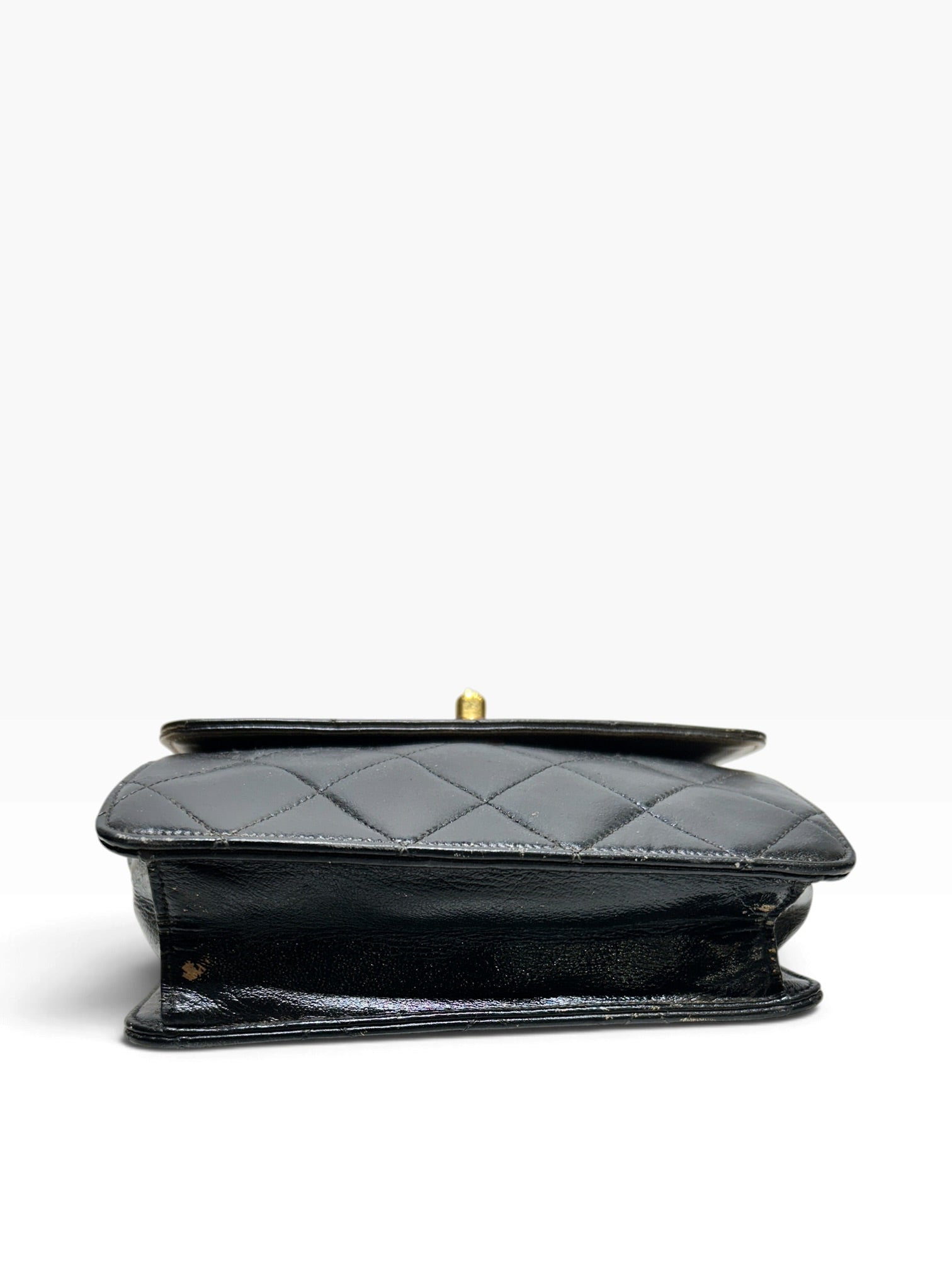 CHANEL/Cross Body Bag/Leather/BLK/QUILTED SQUARE GOLD HARDWARE view 3
