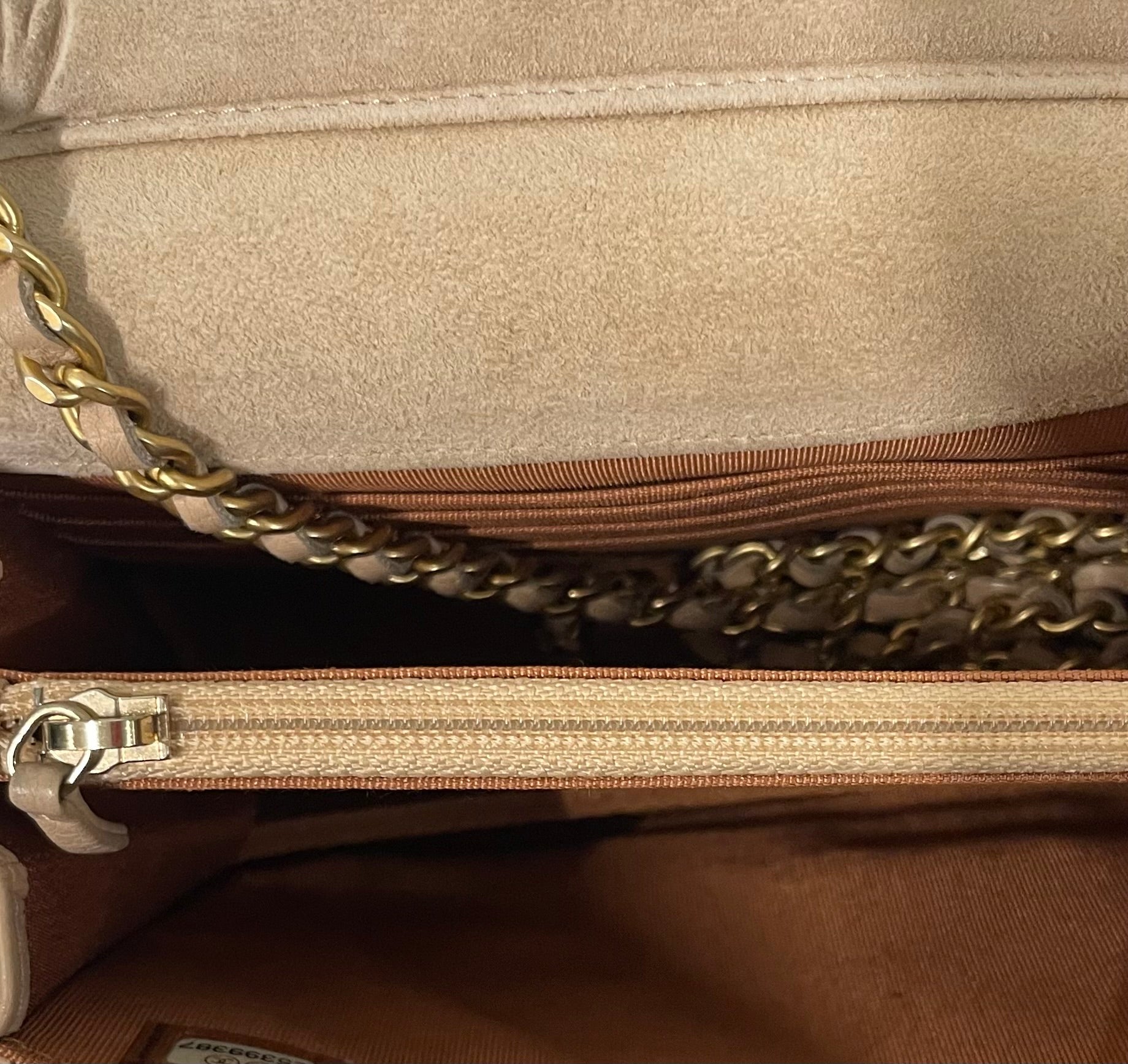 CHANEL/Cross Body Bag/Leather/BEG/25399387 view 5