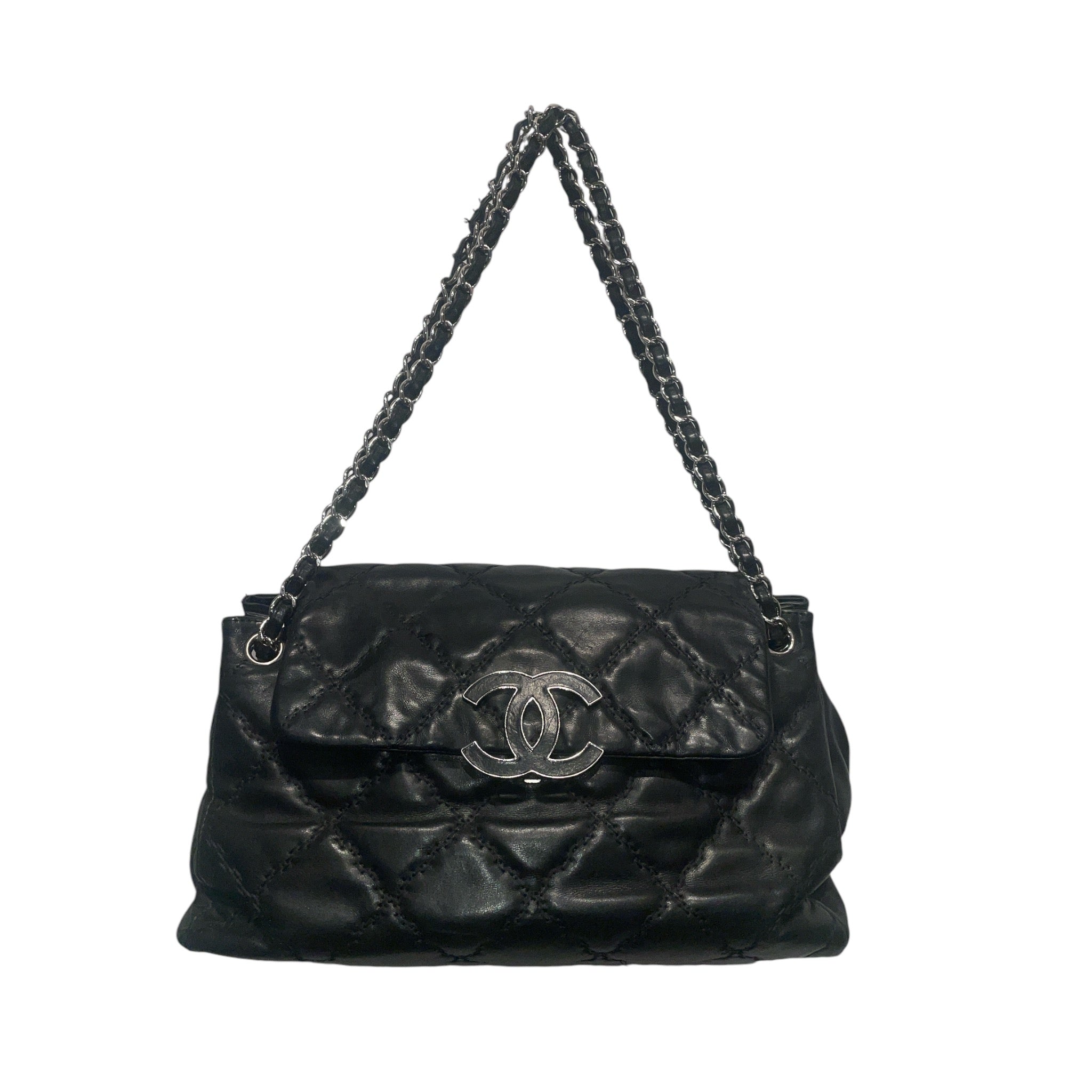 CHANEL/Hand Bag/Leather/BLK/Double Stitch Hampton Flap view 1