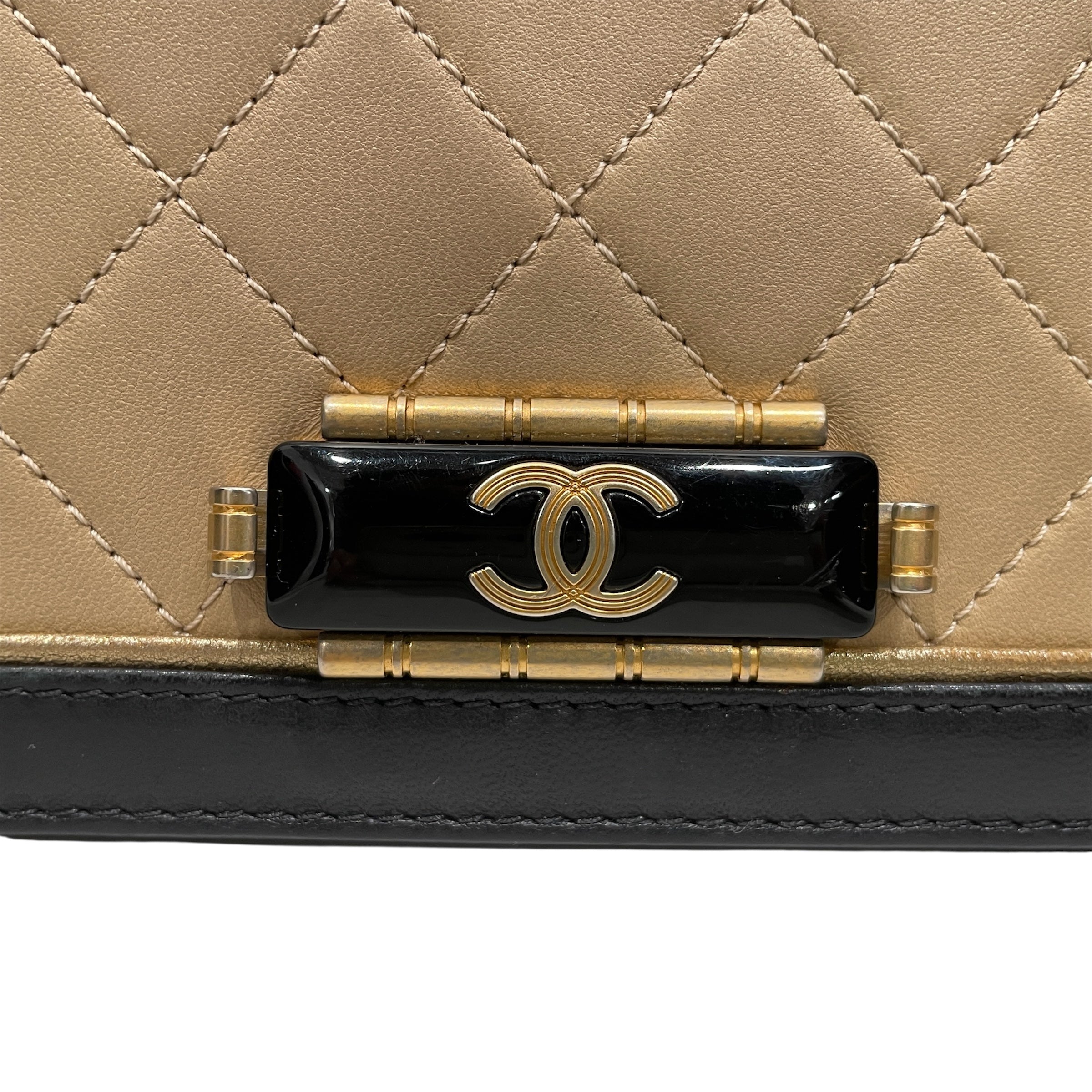 CHANEL/Cross Body Bag/Leather/BEG/23725437 PALACE FLAP BLK TRIM view 7