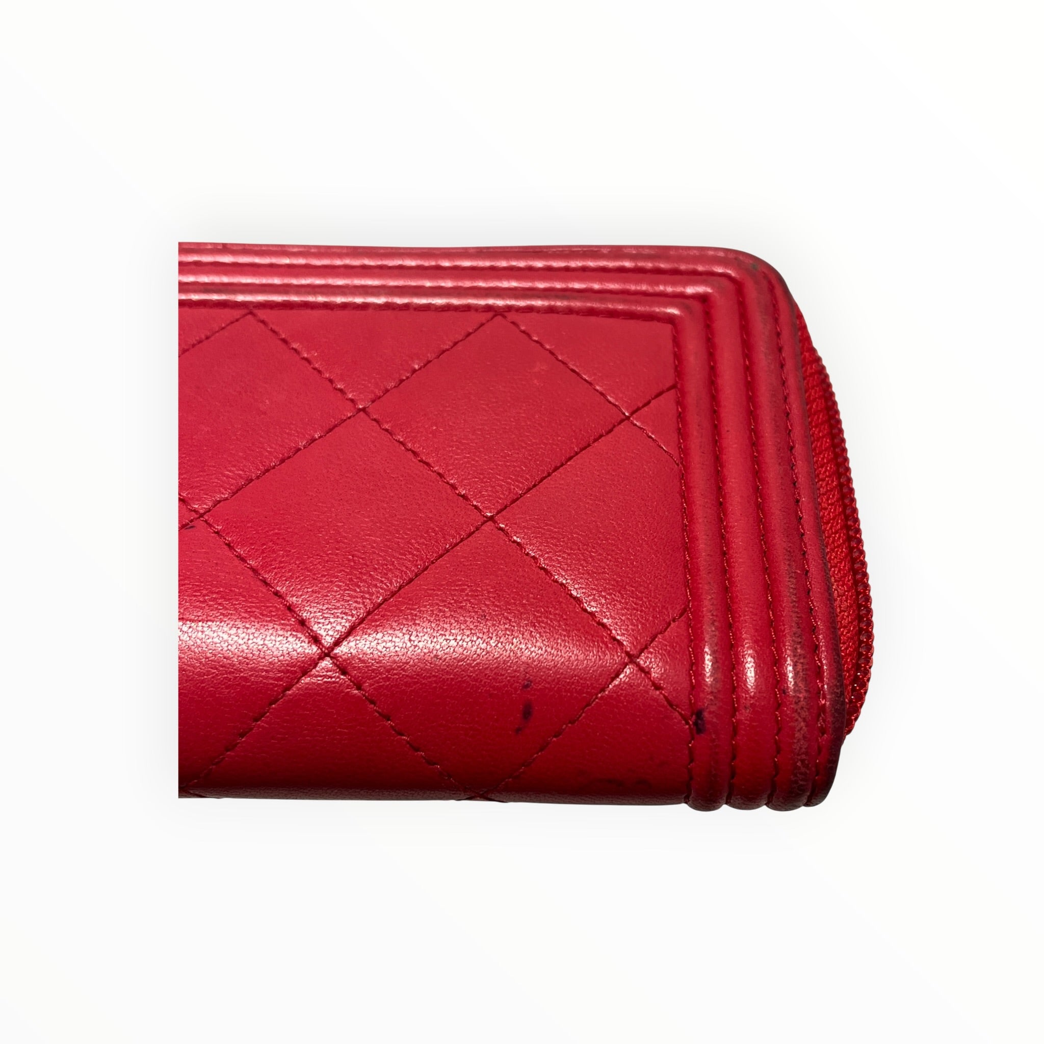 CHANEL/Wallet/Leather/RED/L's/BOY WALLET QUILTED view 11