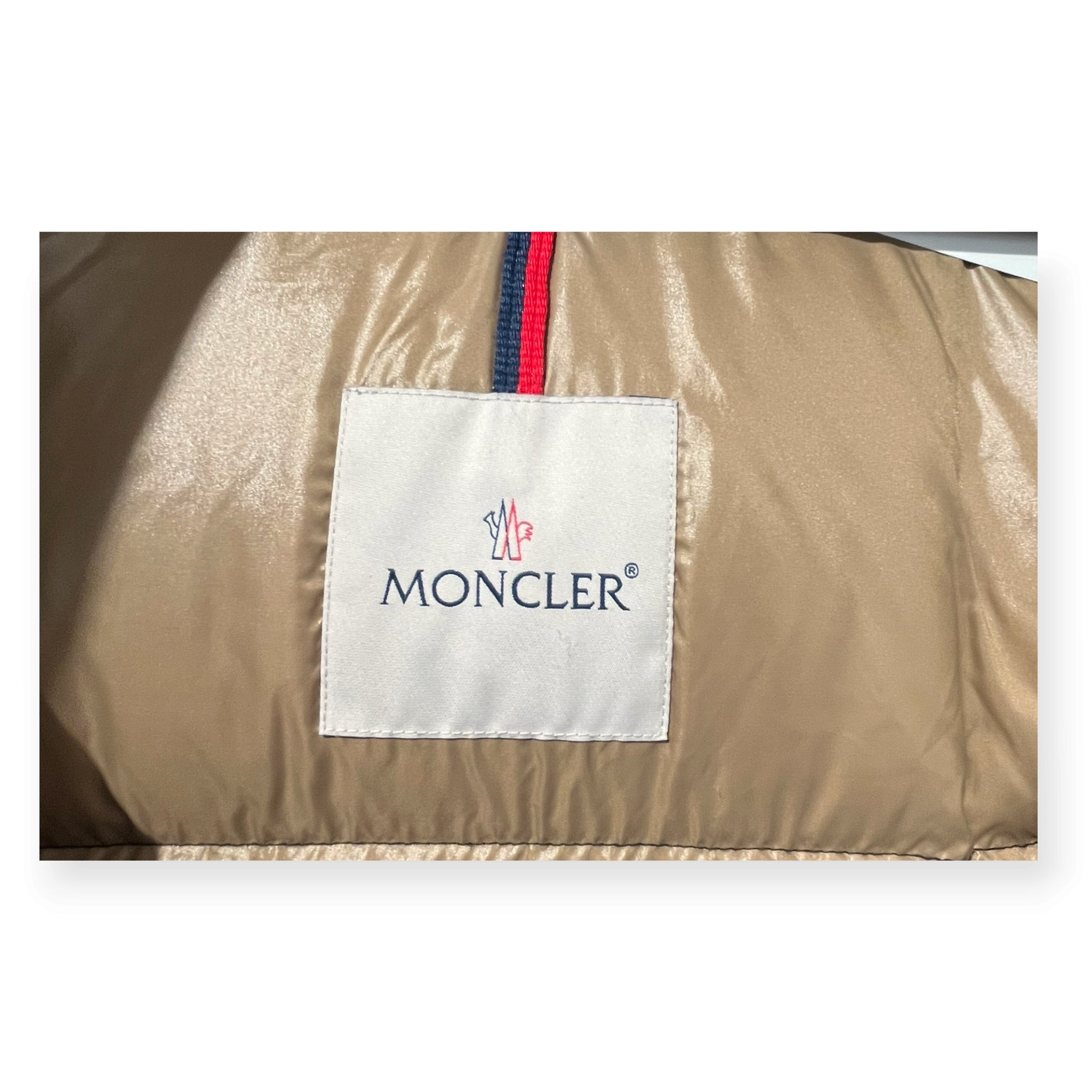 MONCLER/Puffer Jkt/3/Nylon/BLK/HOODED DOWN COAT view 7