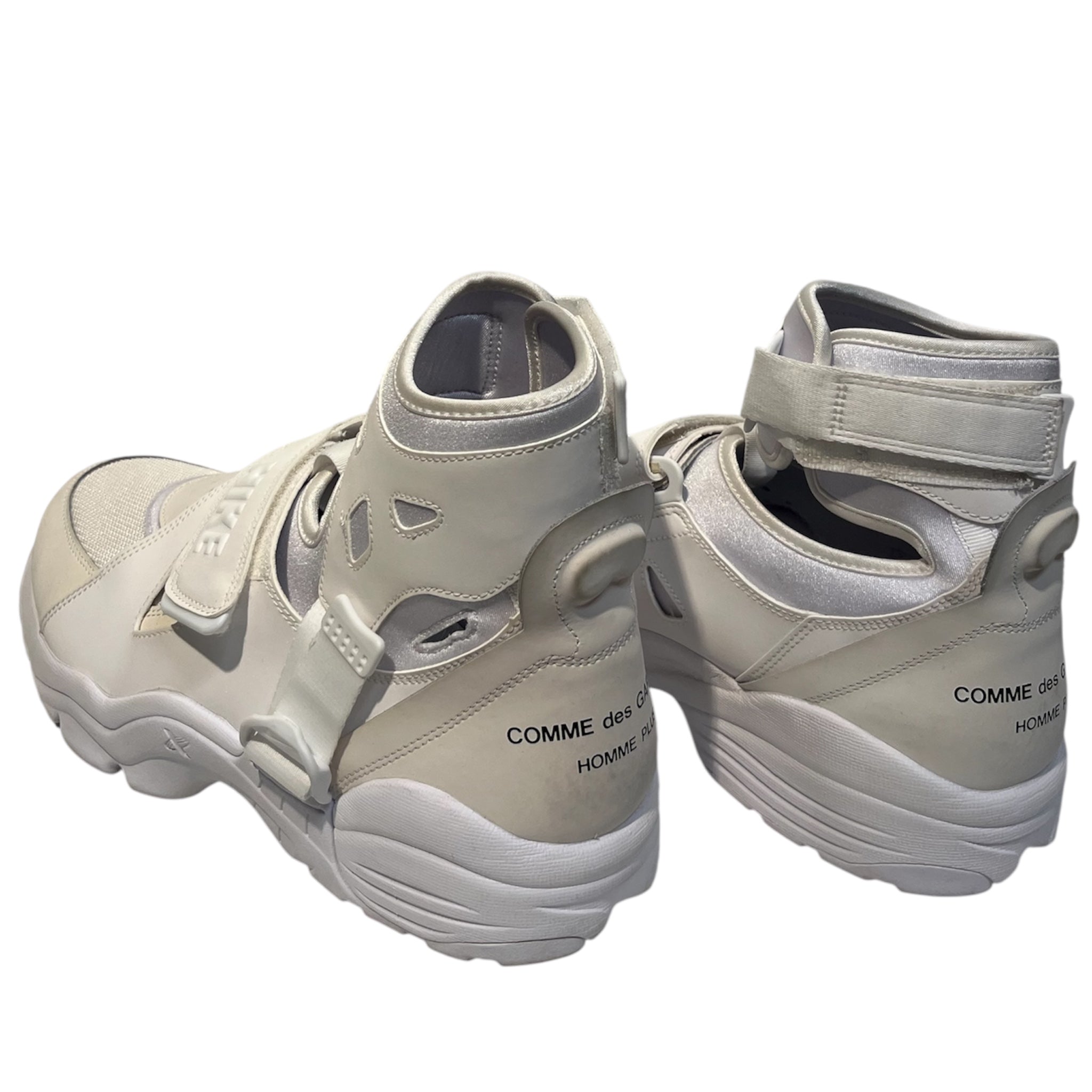 COMME des GARCONS/Hi-Sneakers/US 11/Cotton/WHT/ view 2