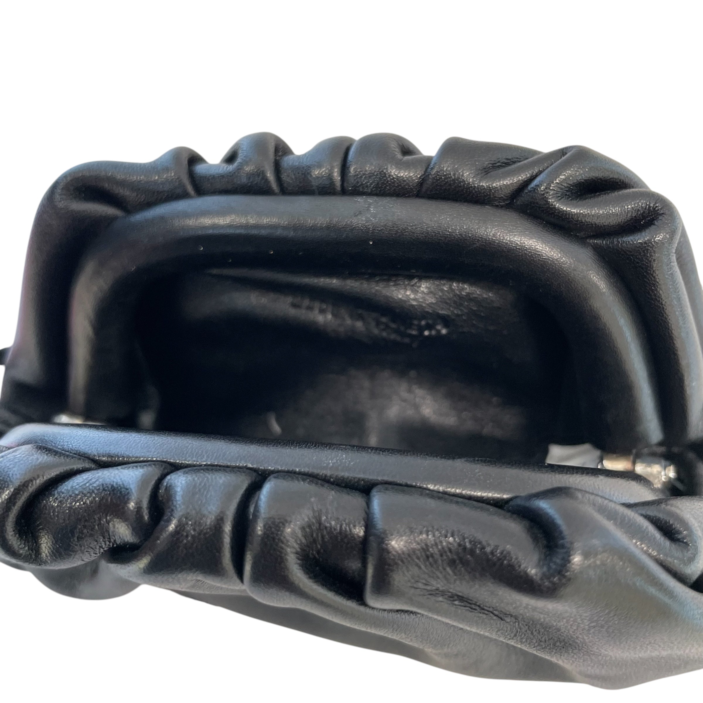 BOTTEGA VENETA/Pouch/Leather/BLK/WRIST STRAP view 4