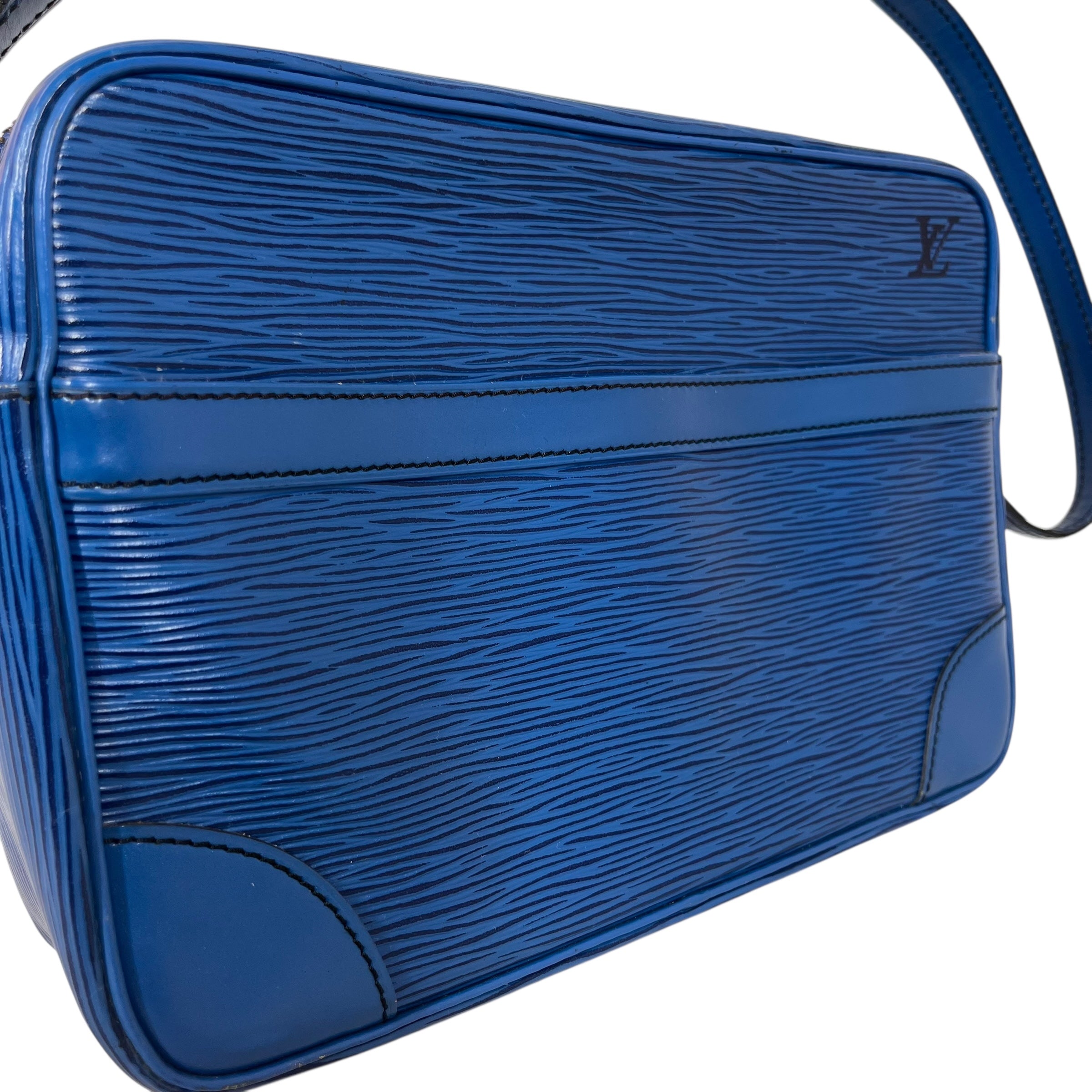 LOUIS VUITTON/Cross Body Bag/Leather/NVY/epi view 6