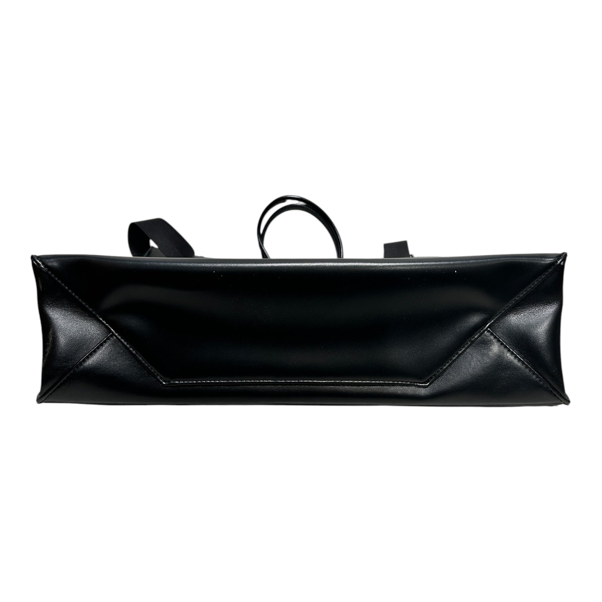 DIESEL/Tote Bag/Leather/BLK/EMBOSSED LOGO FRNT CROSS STRP view 3