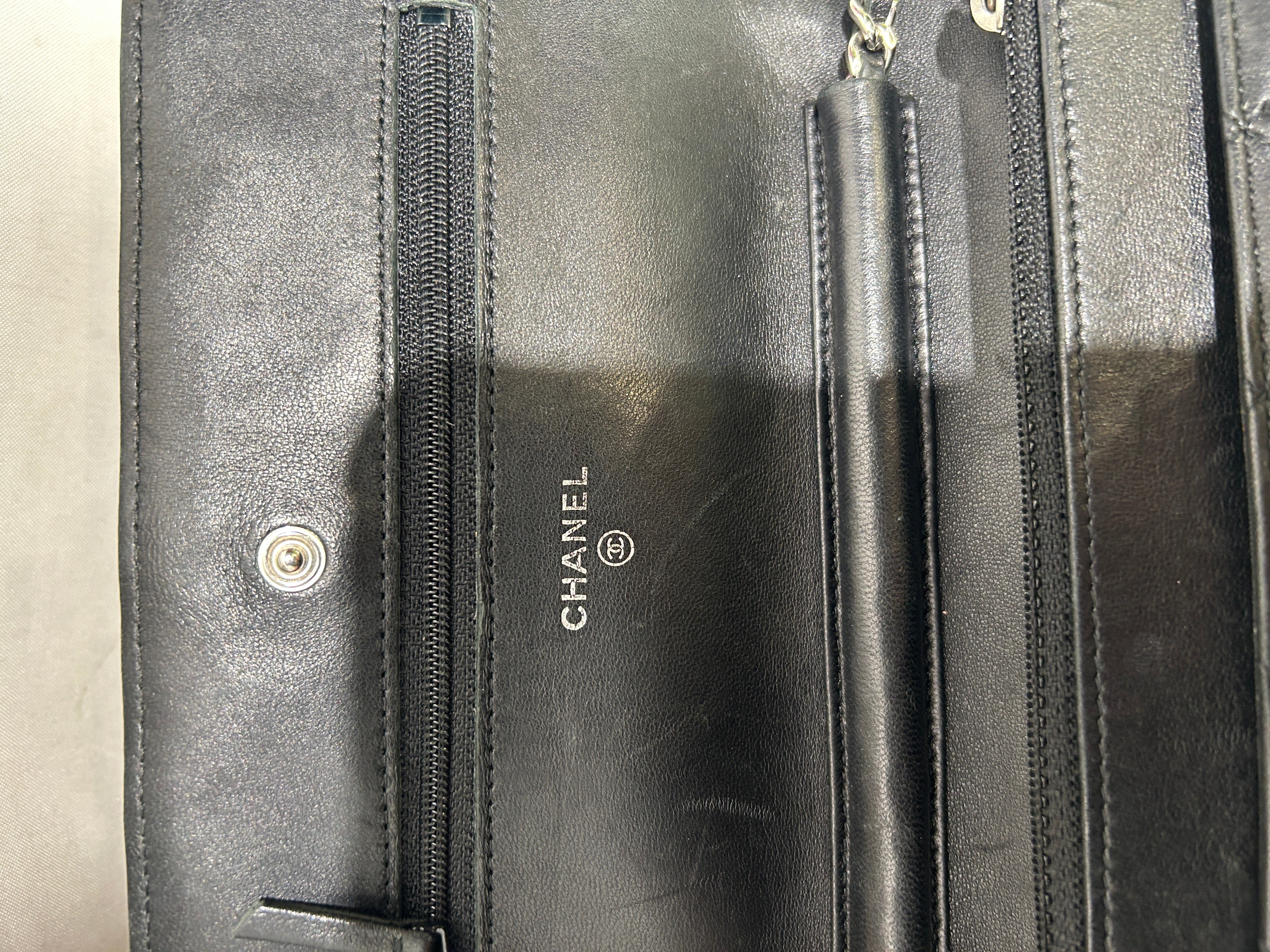 CHANEL/Bag/Leather/BLK/WALLET ON CHAIN view 8