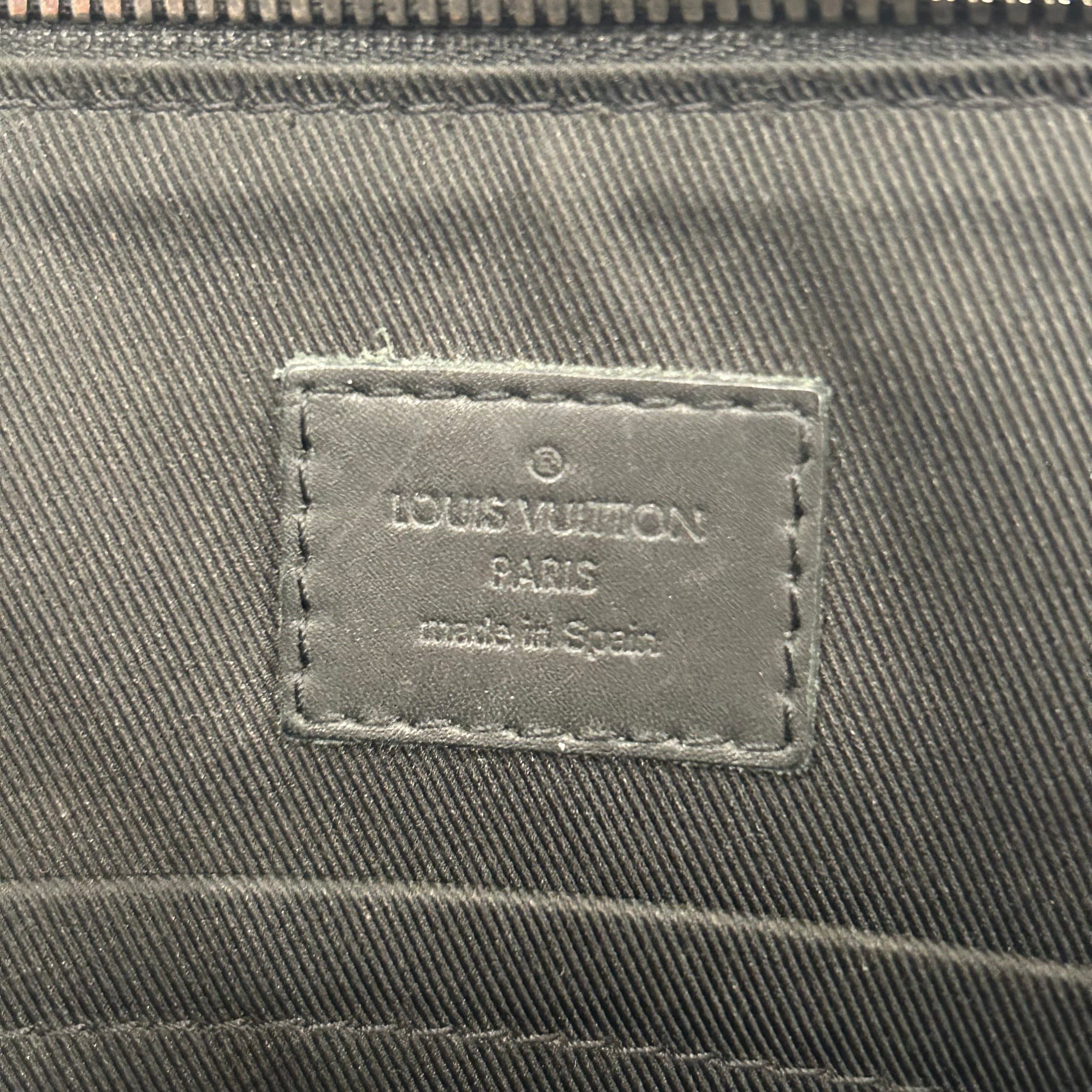 LOUIS VUITTON/Cross Body Bag/Leather/BLK/Damier Infini Discovery view 5
