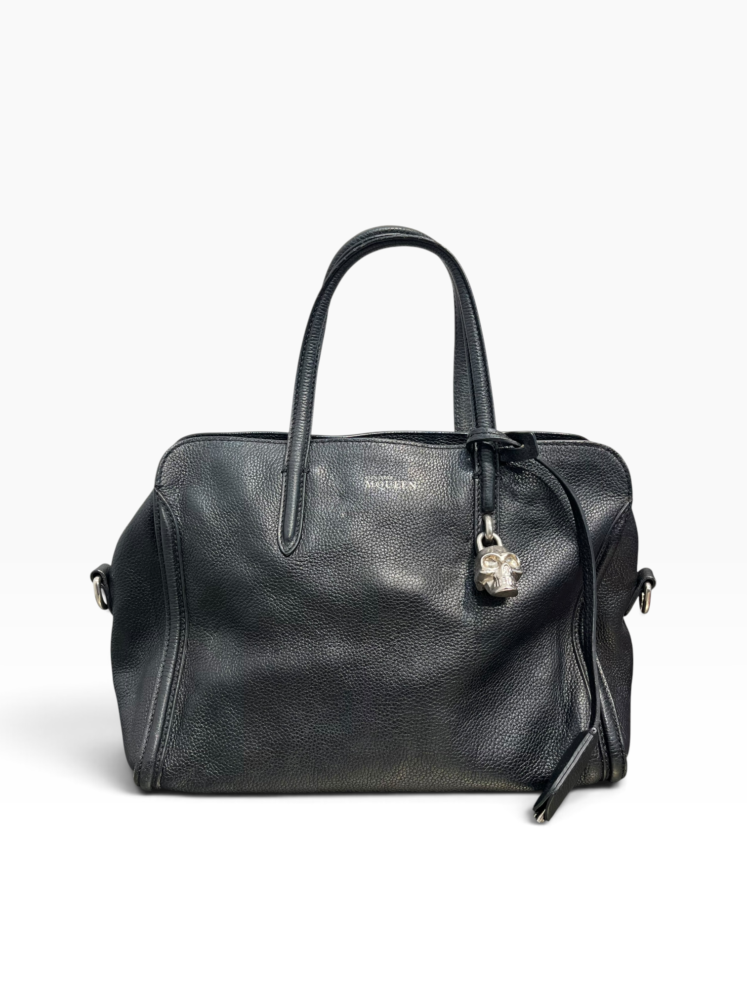 Alexander McQueen/Bag/Leather/BLK/silver skull hannging pendant view 1