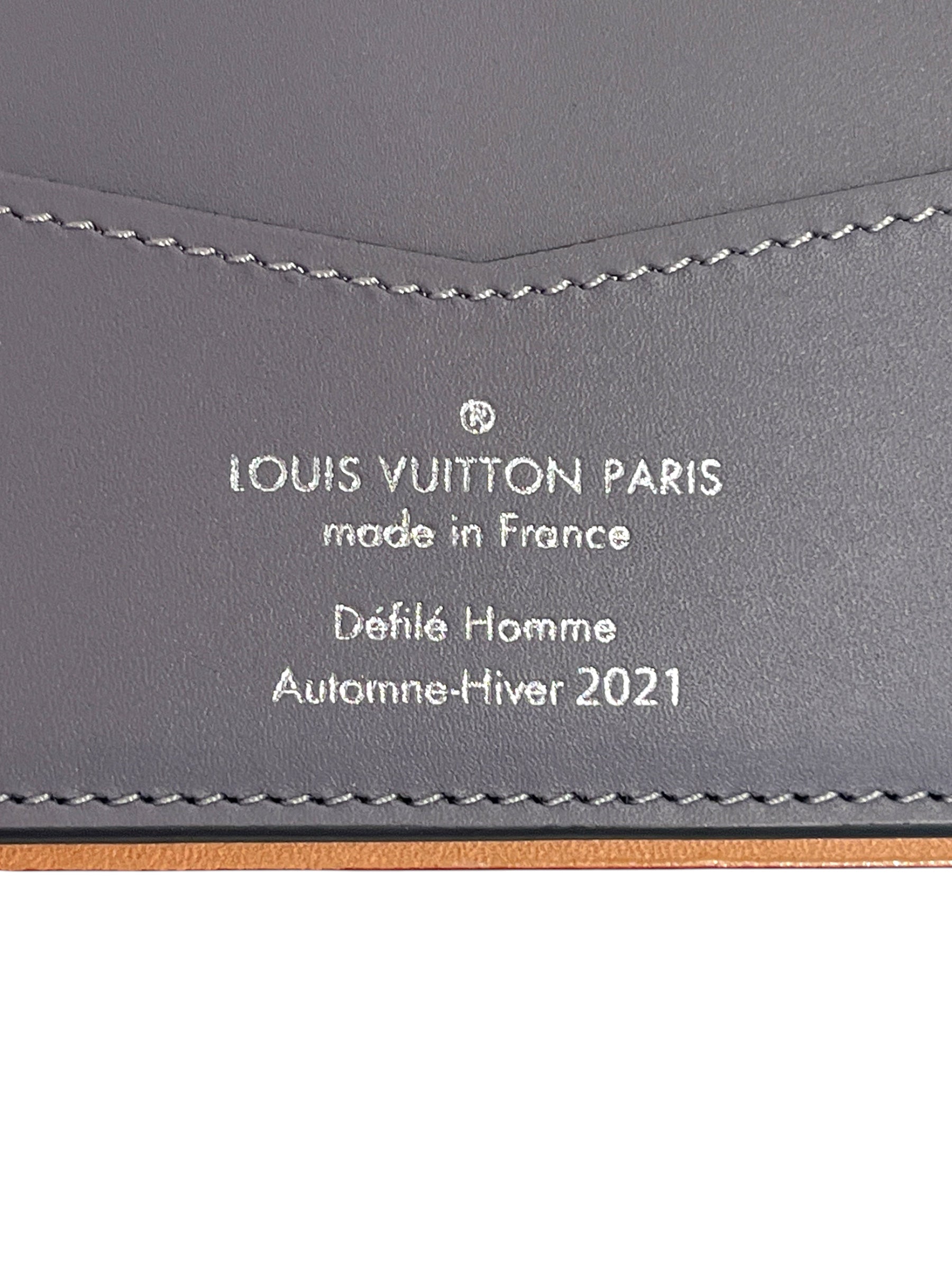 LOUIS VUITTON/Bifold Wallet/SLV/M's/silver slender/card holder view 3