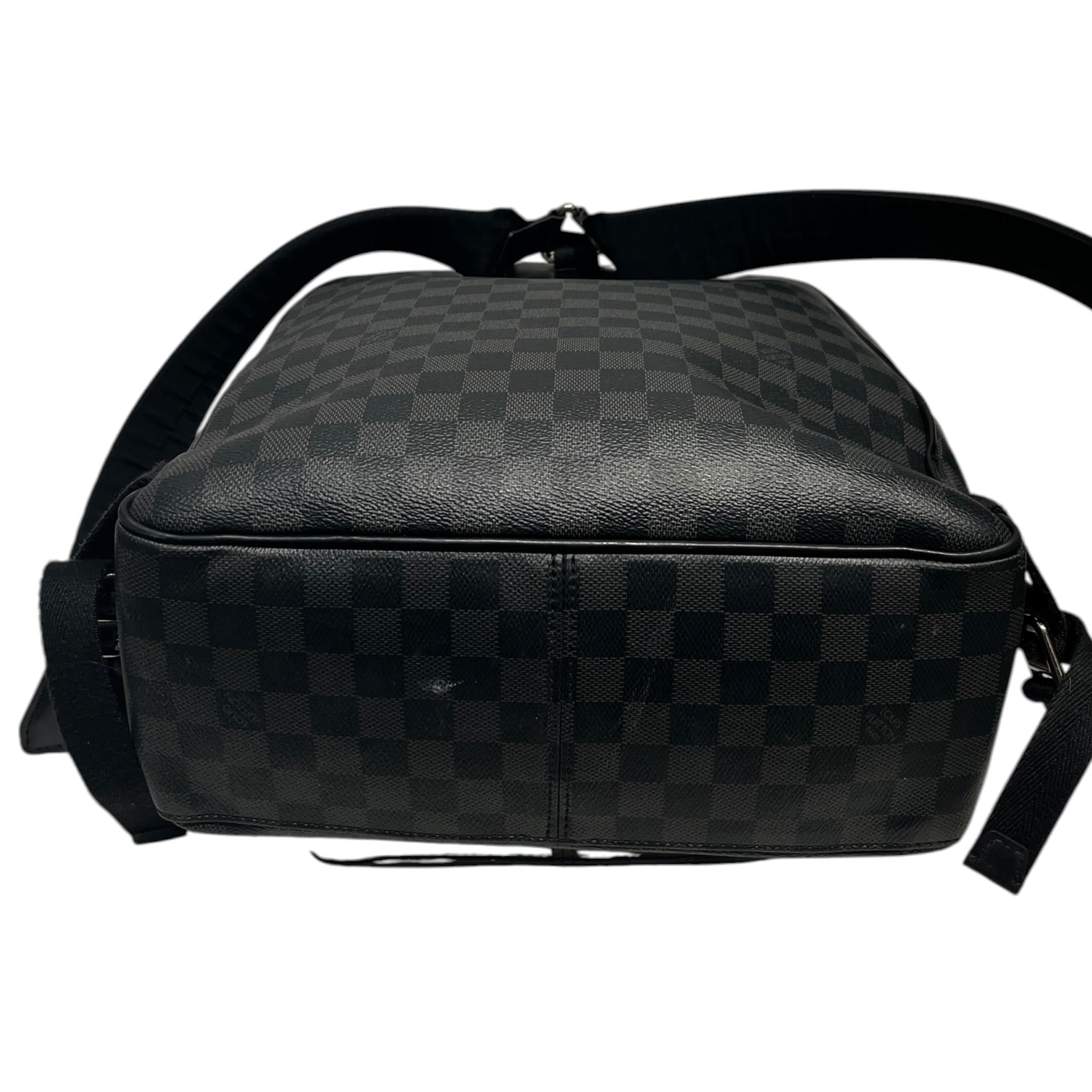 LOUIS VUITTON/Backpack/Leather/BLK/DAMIER EBENE BACKPACK view 3