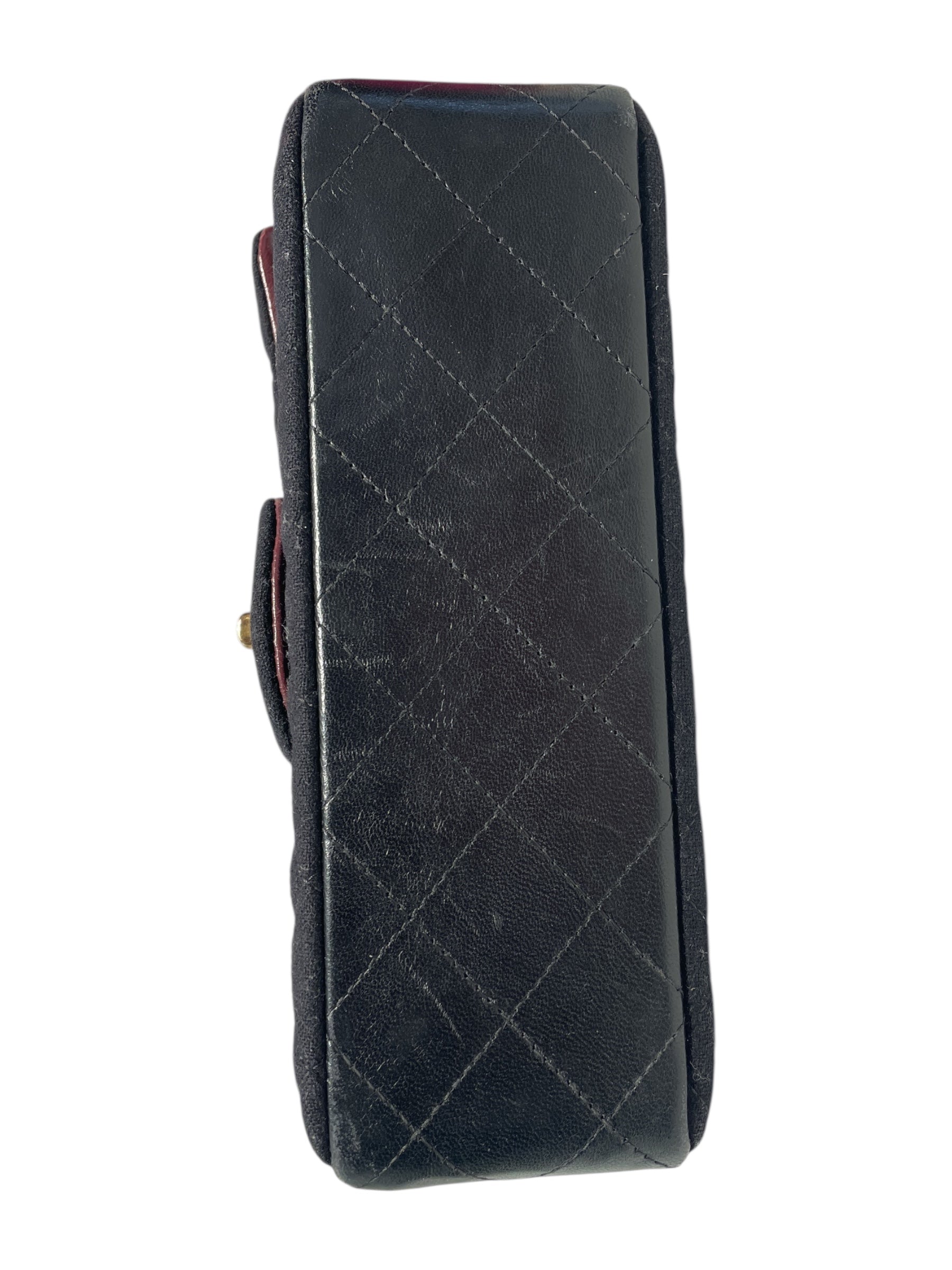 CHANEL/Cross Body Bag/Suede/BLK/Cruise Collection Matelasse view 3