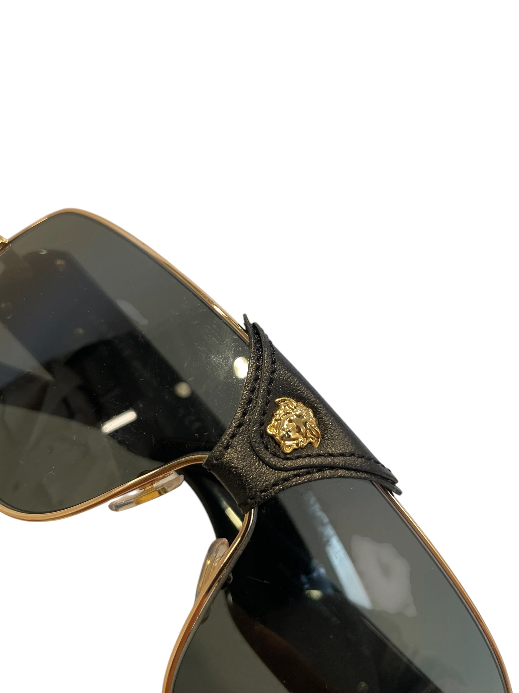 VERSACE/Sunglasses/Plastic/BLK/L's/VE2207Q/GLD DETAIL/VINTAGE view 3