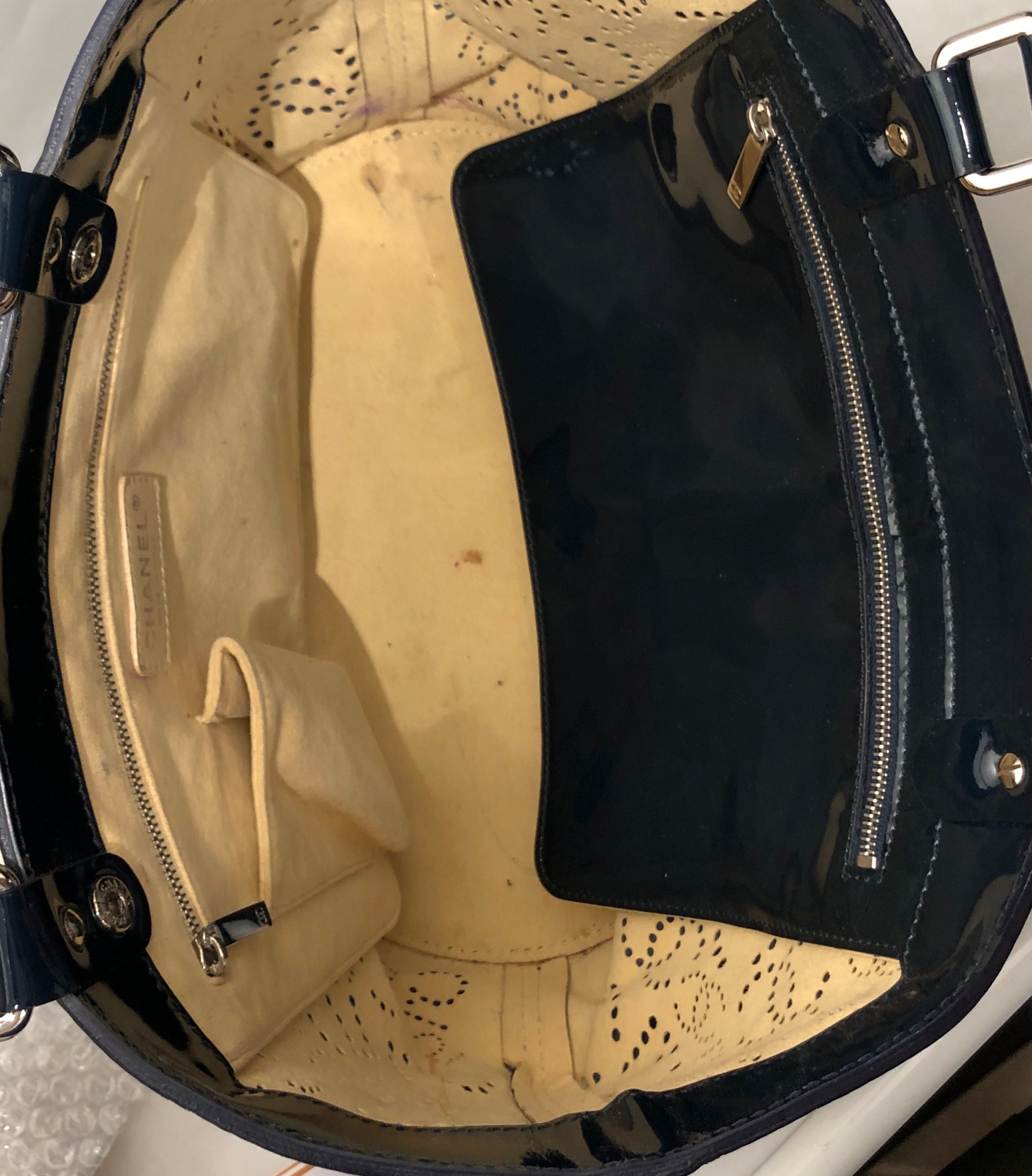 CHANEL/Tote Bag/Monogram/Leather/NVY/ view 6