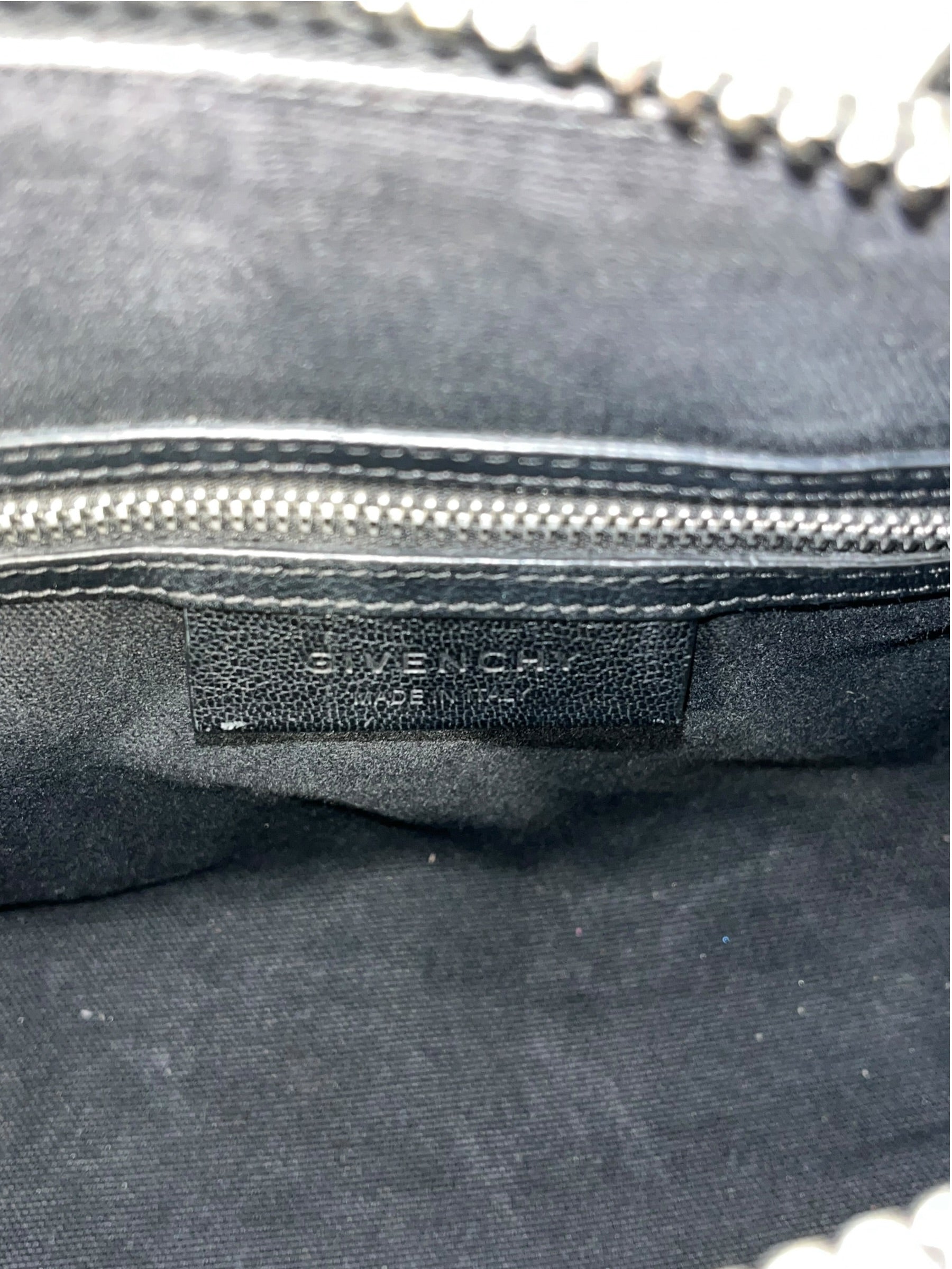 GIVENCHY/Bag/Leather/BLK/ANTIGONA TOTE view 5