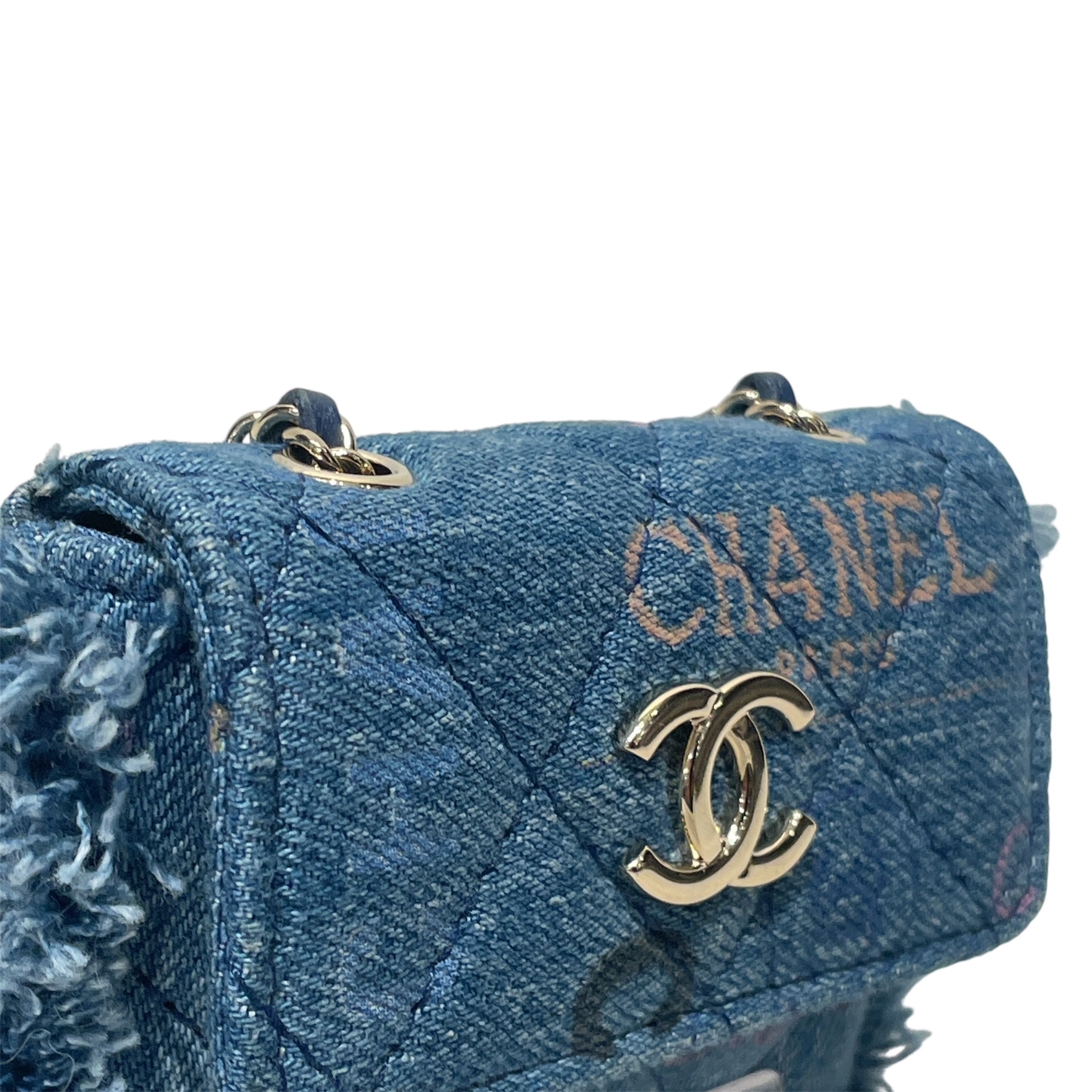 CHANEL/Bag/Denim/IDG/2022 DENIM MOOD CLUTCH MINI view 8
