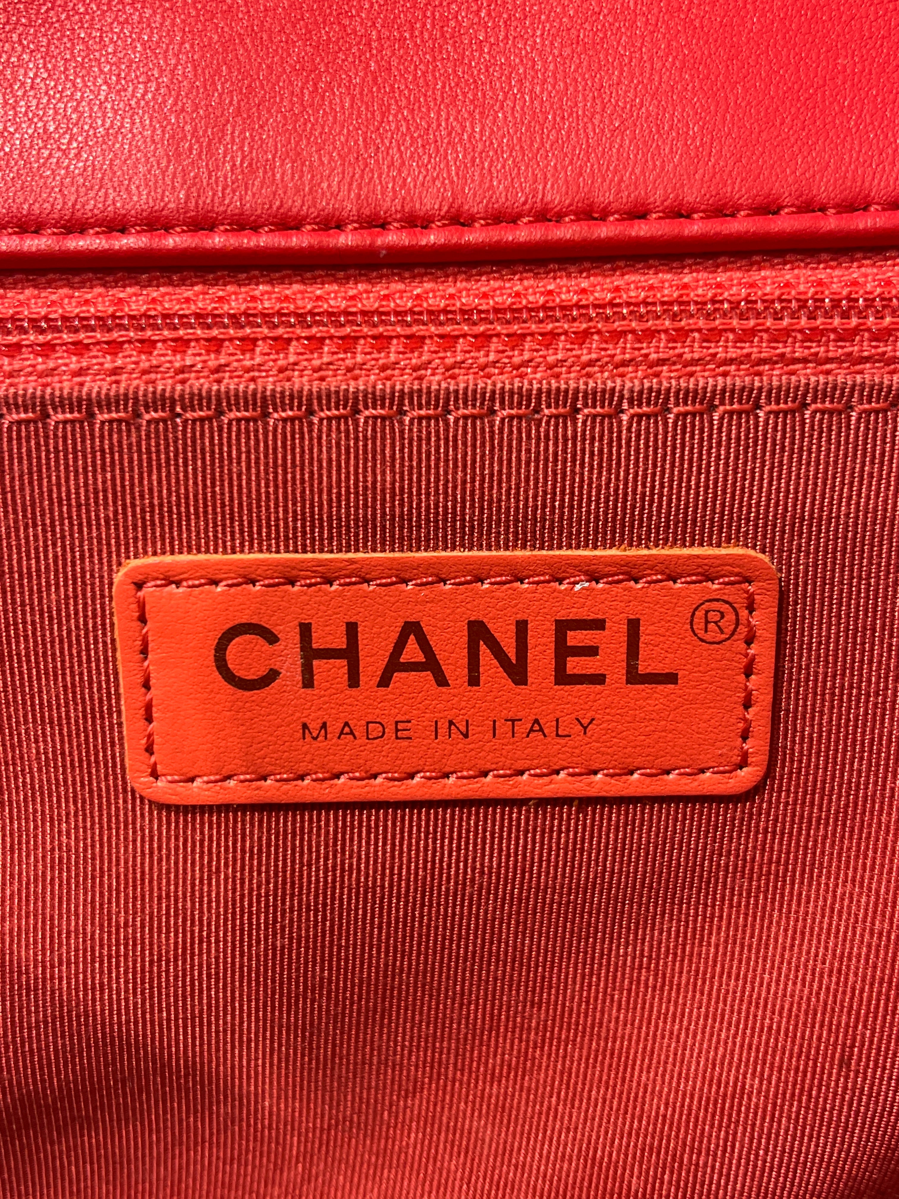 CHANEL/Cross Body Bag/Lambskin/RED/MINIFLAP/GOLDHARDWARE/CLASSIC view 6