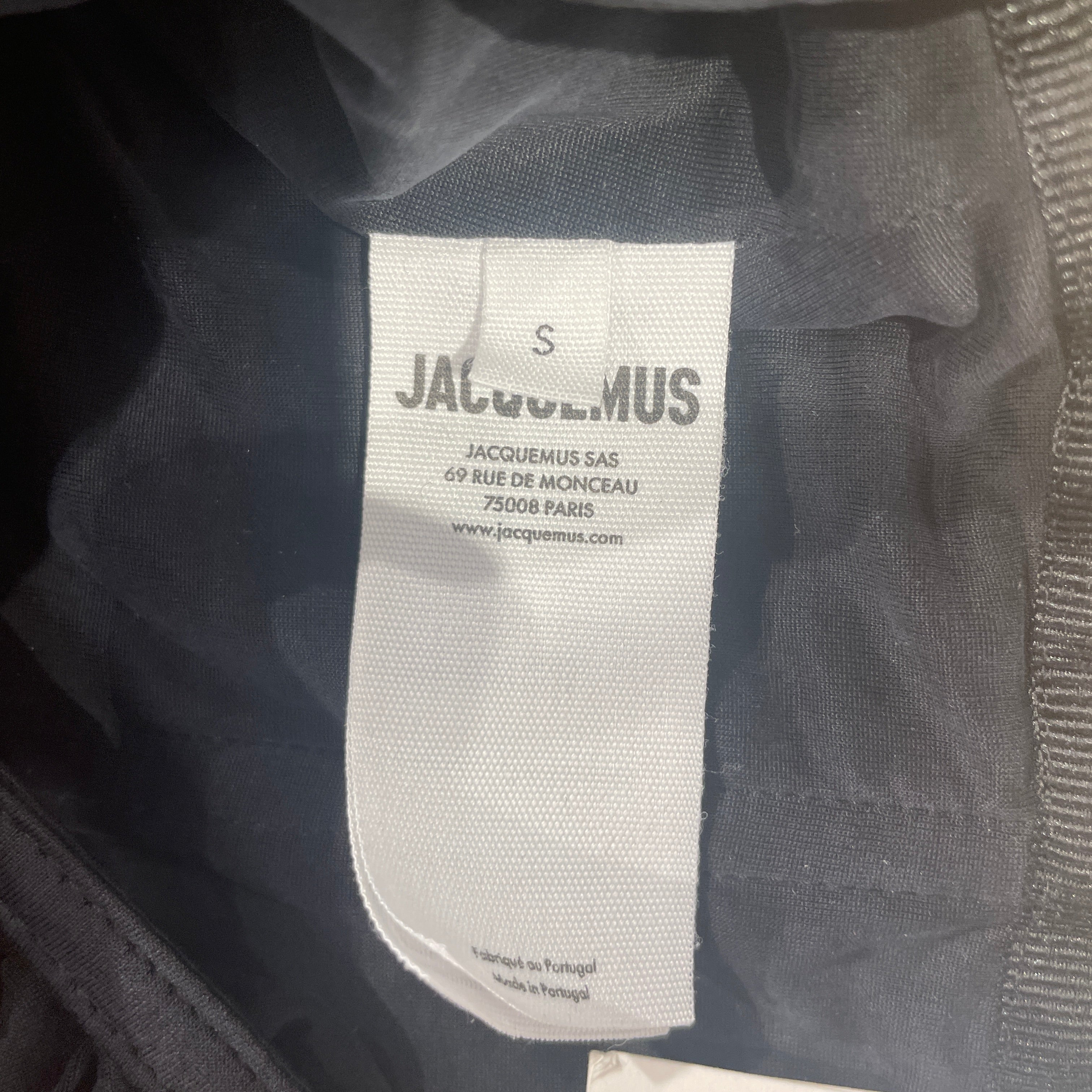 JACQUEMUS/LS T-Shirt/S/Cotton/BLK/CROPPED PUFFSLEEVE/HOOK BACK view 3