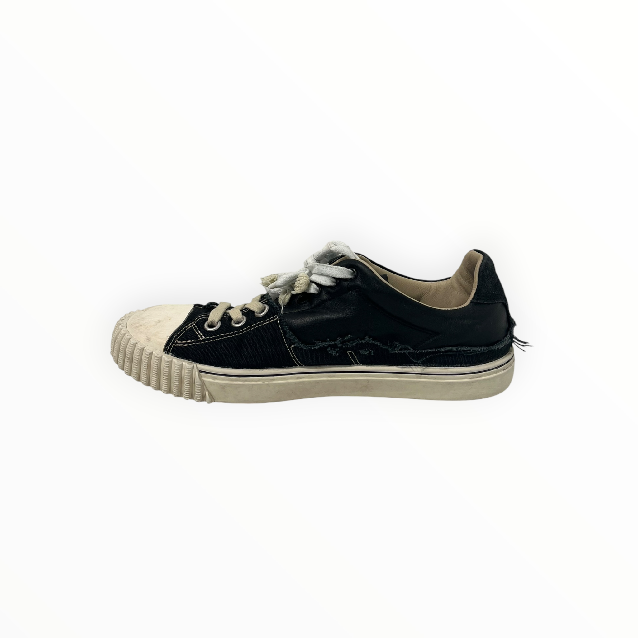 Maison Margiela/Low-Sneakers/US 12/BLK/MARGIELA EVOLUTIONS BLK WHT view 3