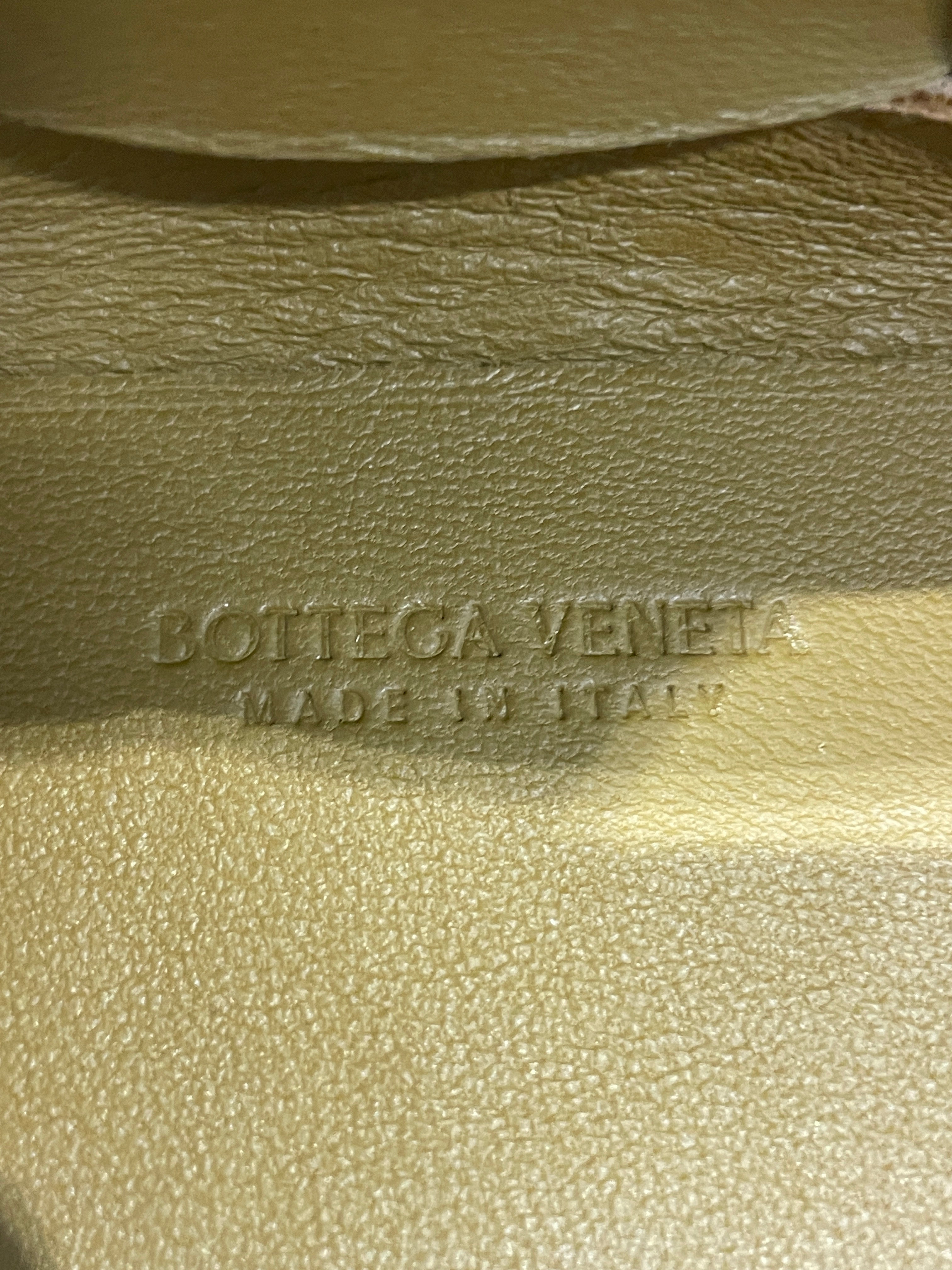 BOTTEGA VENETA/Bag/Leather/BRW/BOTTEGA MINI CASETTE CROSSBODY view 5