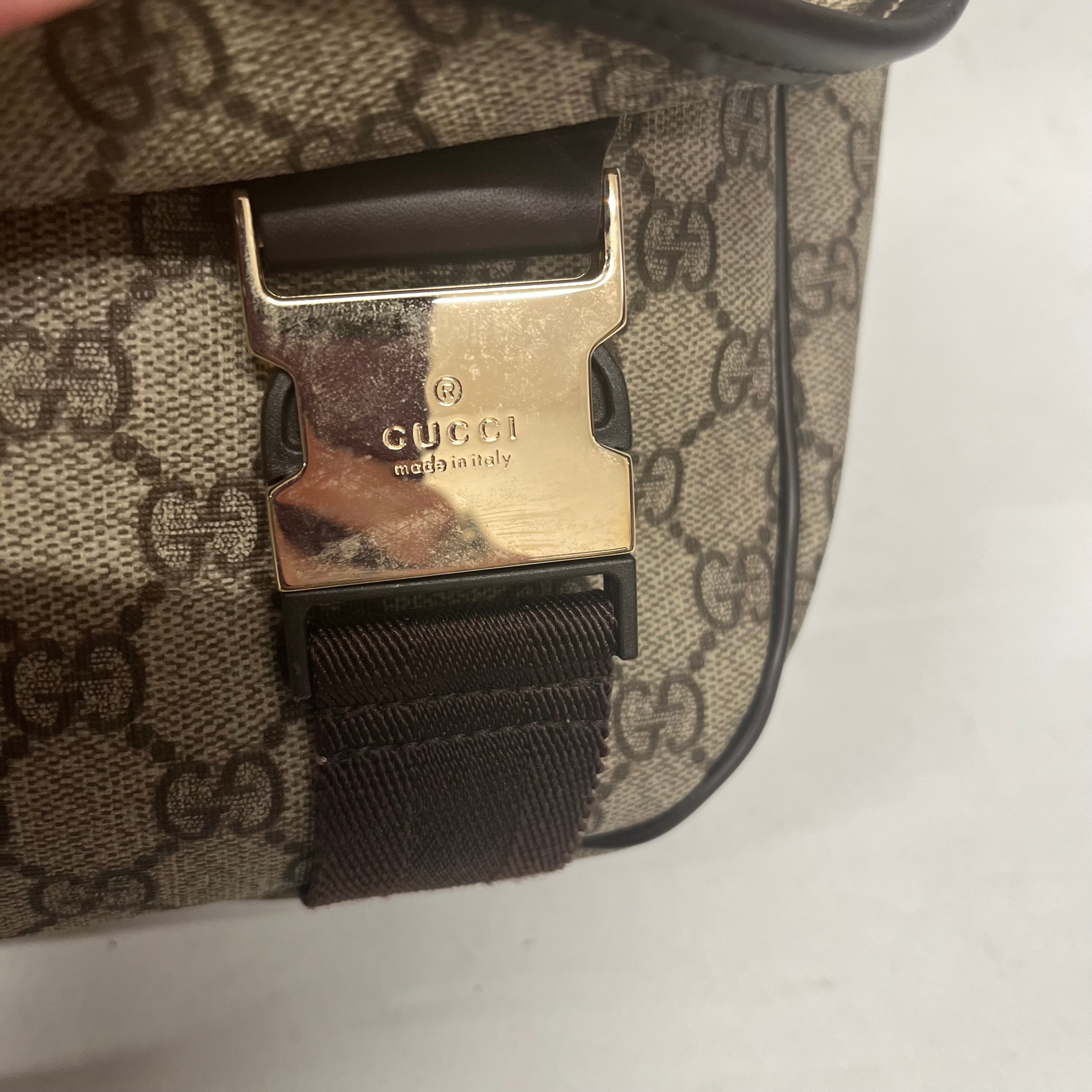 GUCCI/Bag/Camouflage/BEG/GG Supreme Messenger Bag view 9
