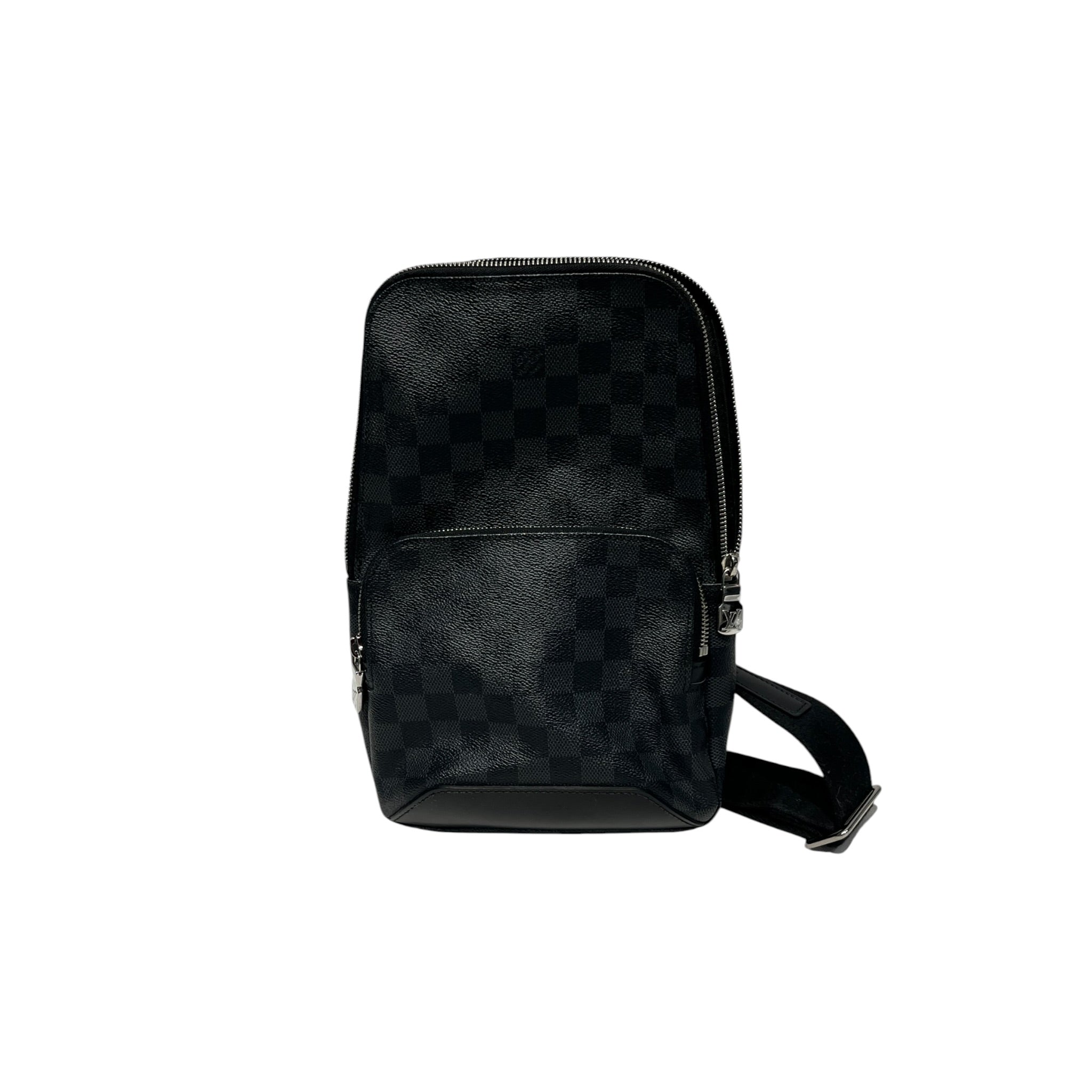 LOUIS VUITTON/Cross Body Bag/Monogram/Leather/BLK/N41719 view 1