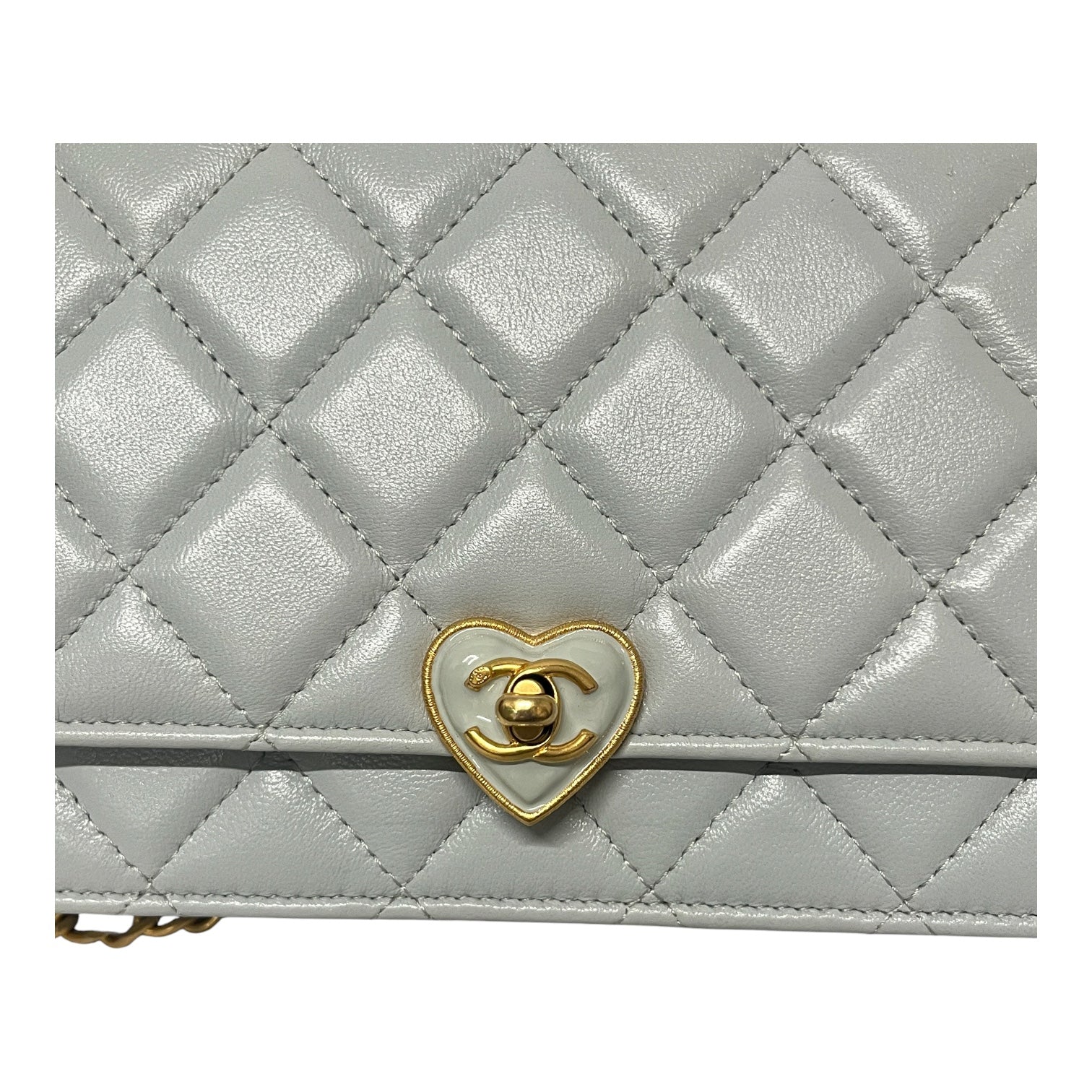 CHANEL/Bag/Leather/BLU/LAMBSKIN RESIN QUILTED CC view 3
