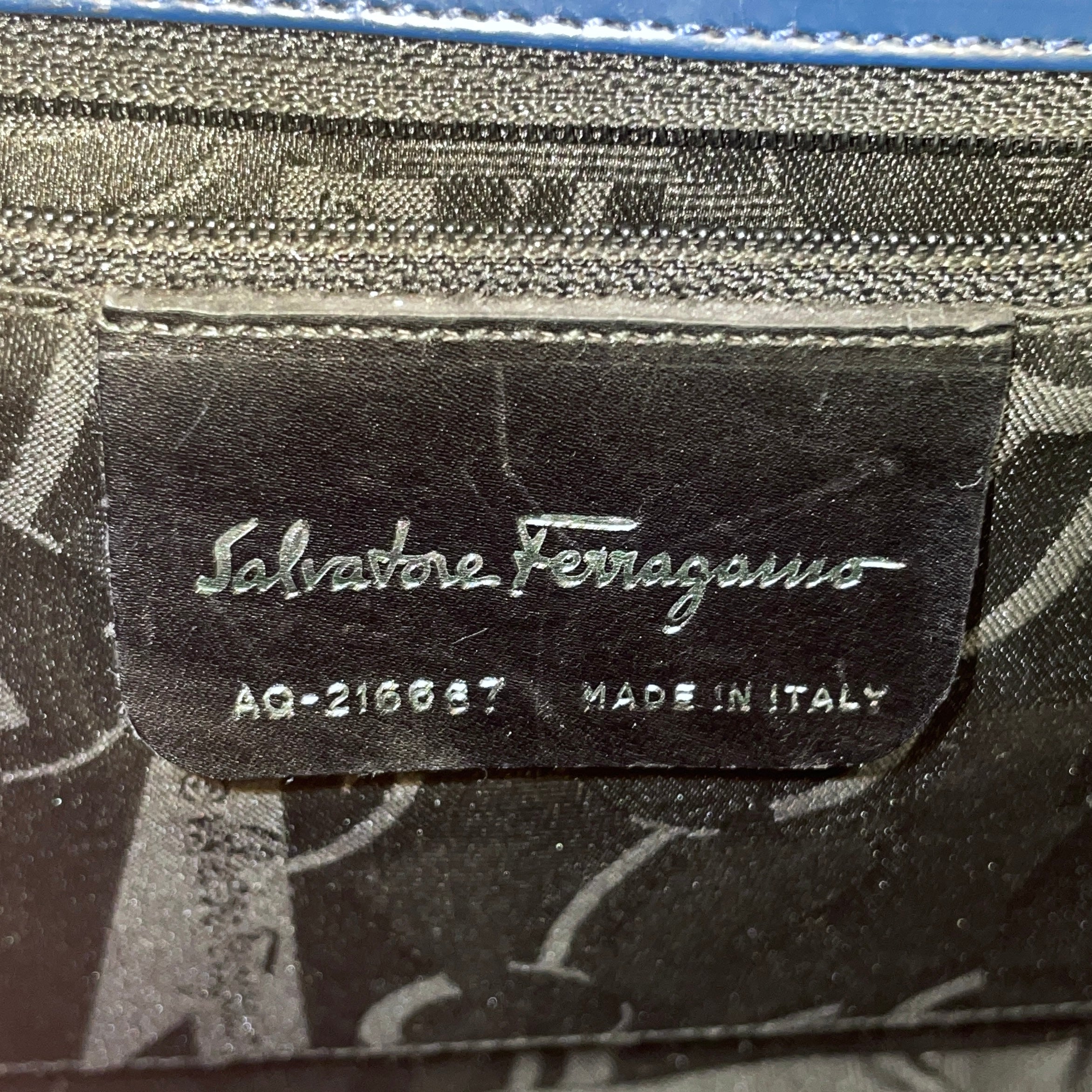 Salvatore Ferragamo/Cross Body Bag/Leather/BLK/Leather Silver Camera Bag view 7