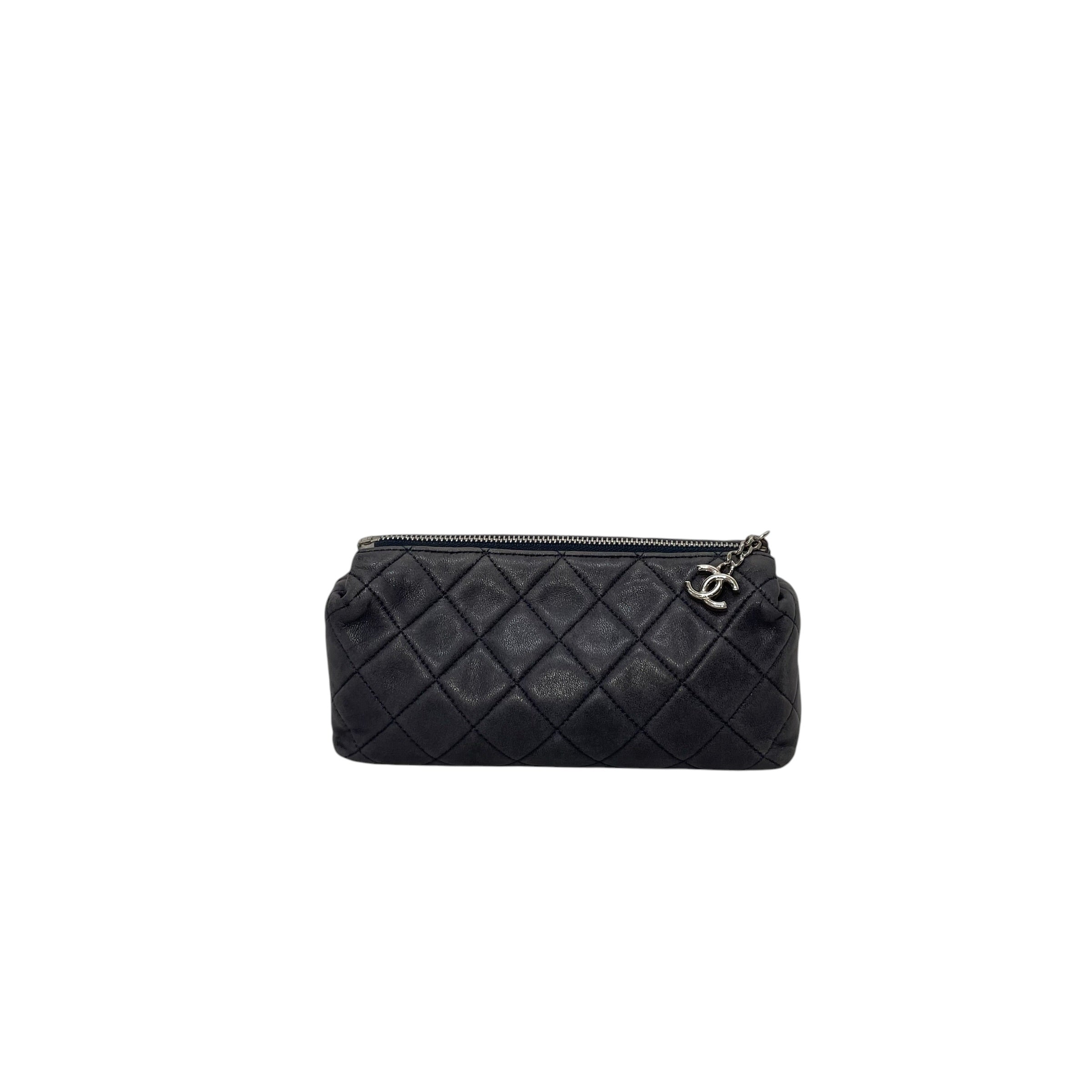CHANEL/Pouch/NVY/LAMBSKIN COSMETIC BAG view 1