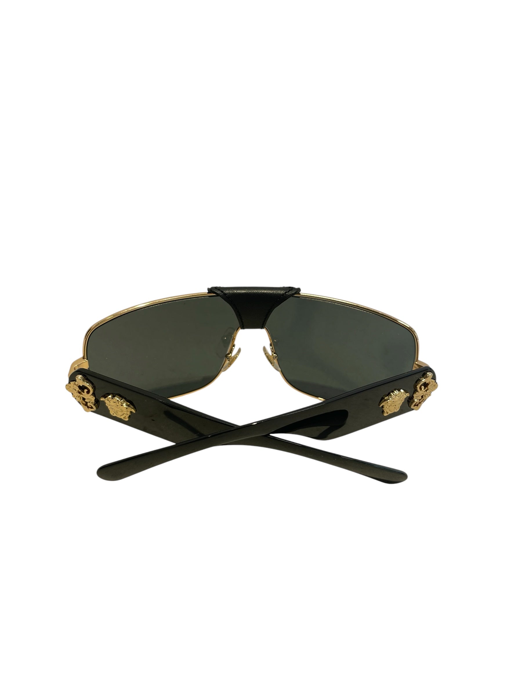 VERSACE/Sunglasses/Plastic/BLK/L's/VE2207Q/GLD DETAIL/VINTAGE view 2