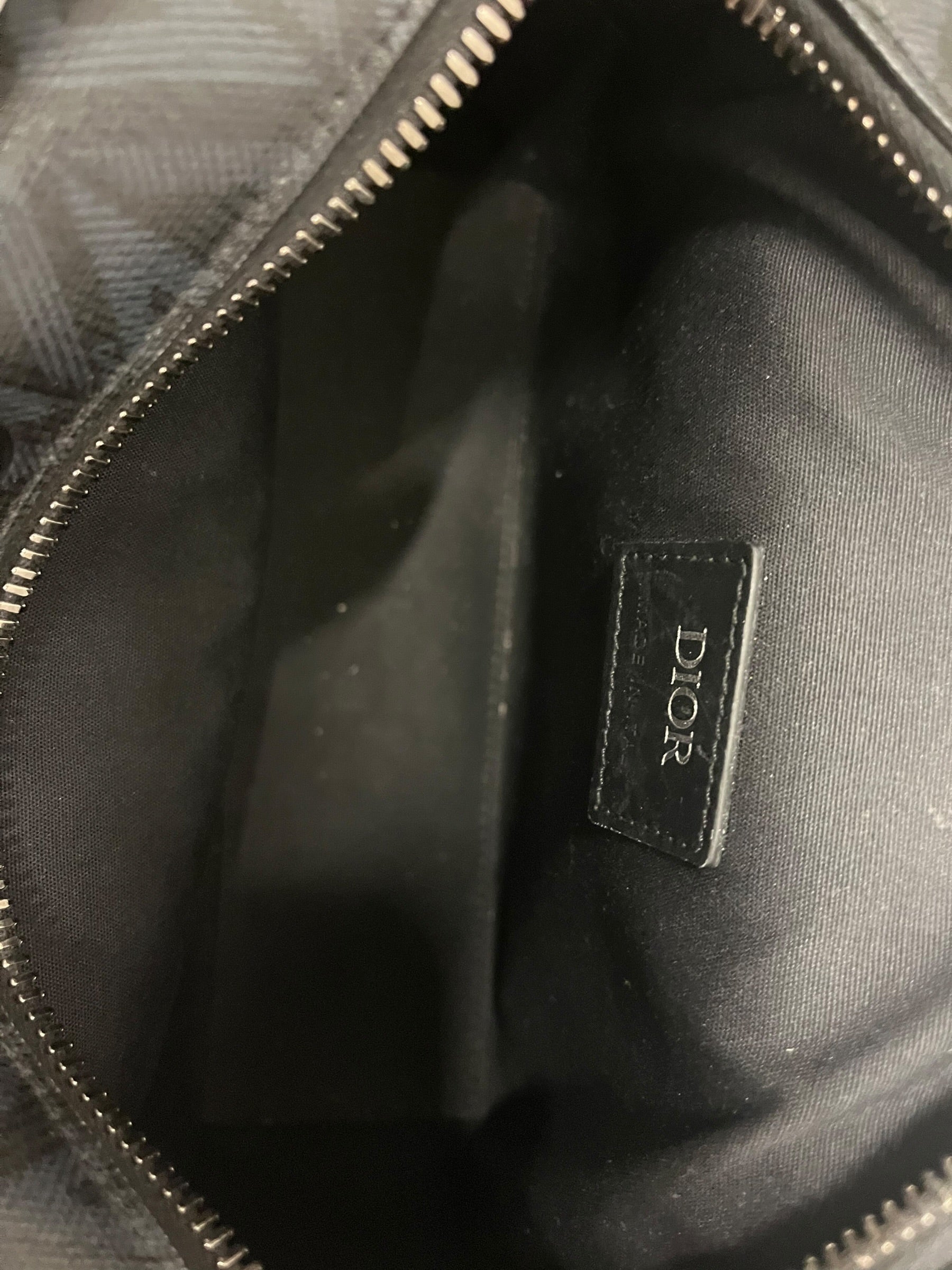 Christian Dior/Cross Body Bag/S/Monogram/Leather/BLK/2023 CD DIAMOND CROSSBODY BAG view 4