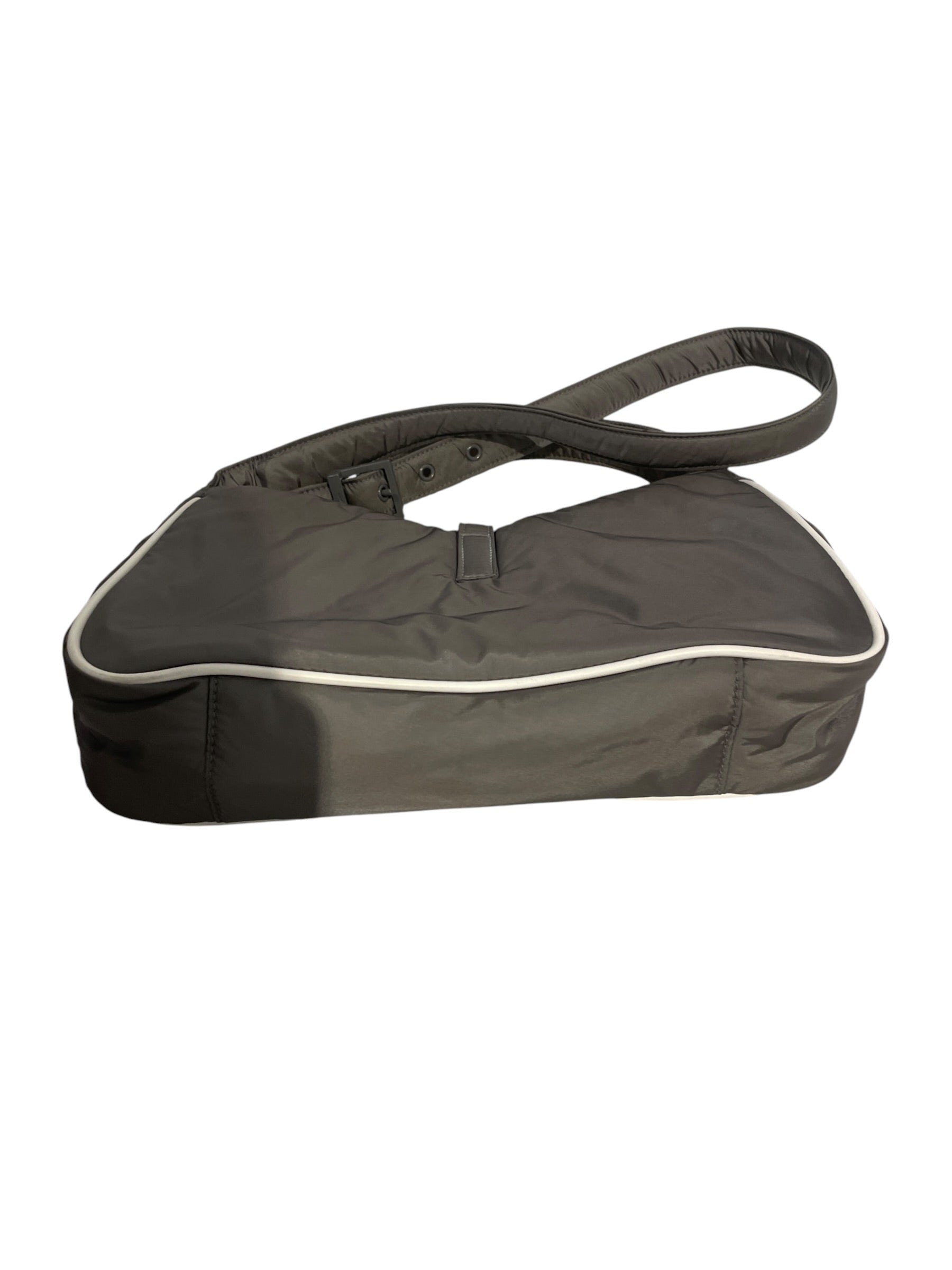 YVES SAINT LAURENT/Hand Bag/Nylon/GRY/QBKDR78 view 3