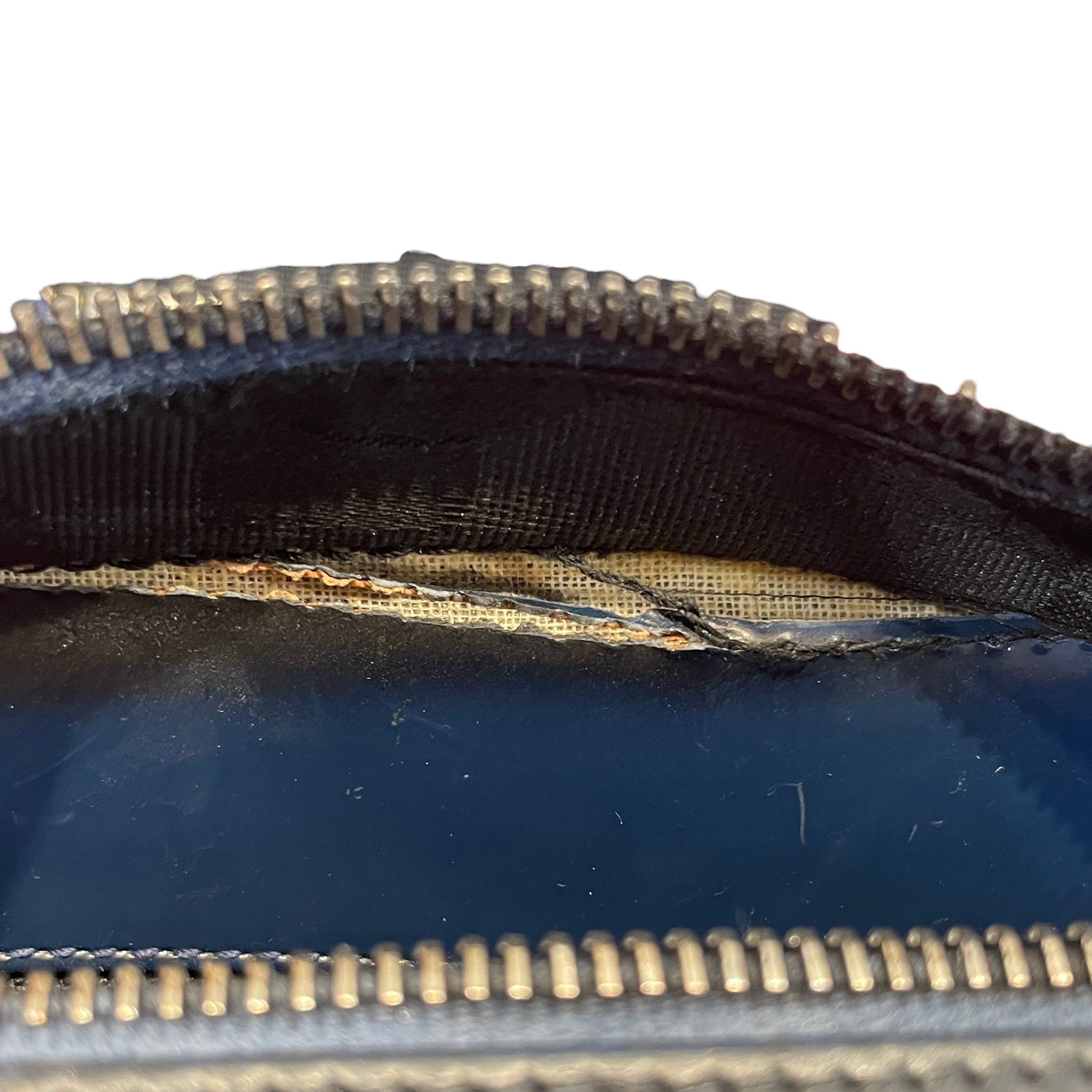 Salvatore Ferragamo/Cross Body Bag/Leather/BLK/Leather Silver Camera Bag view 9