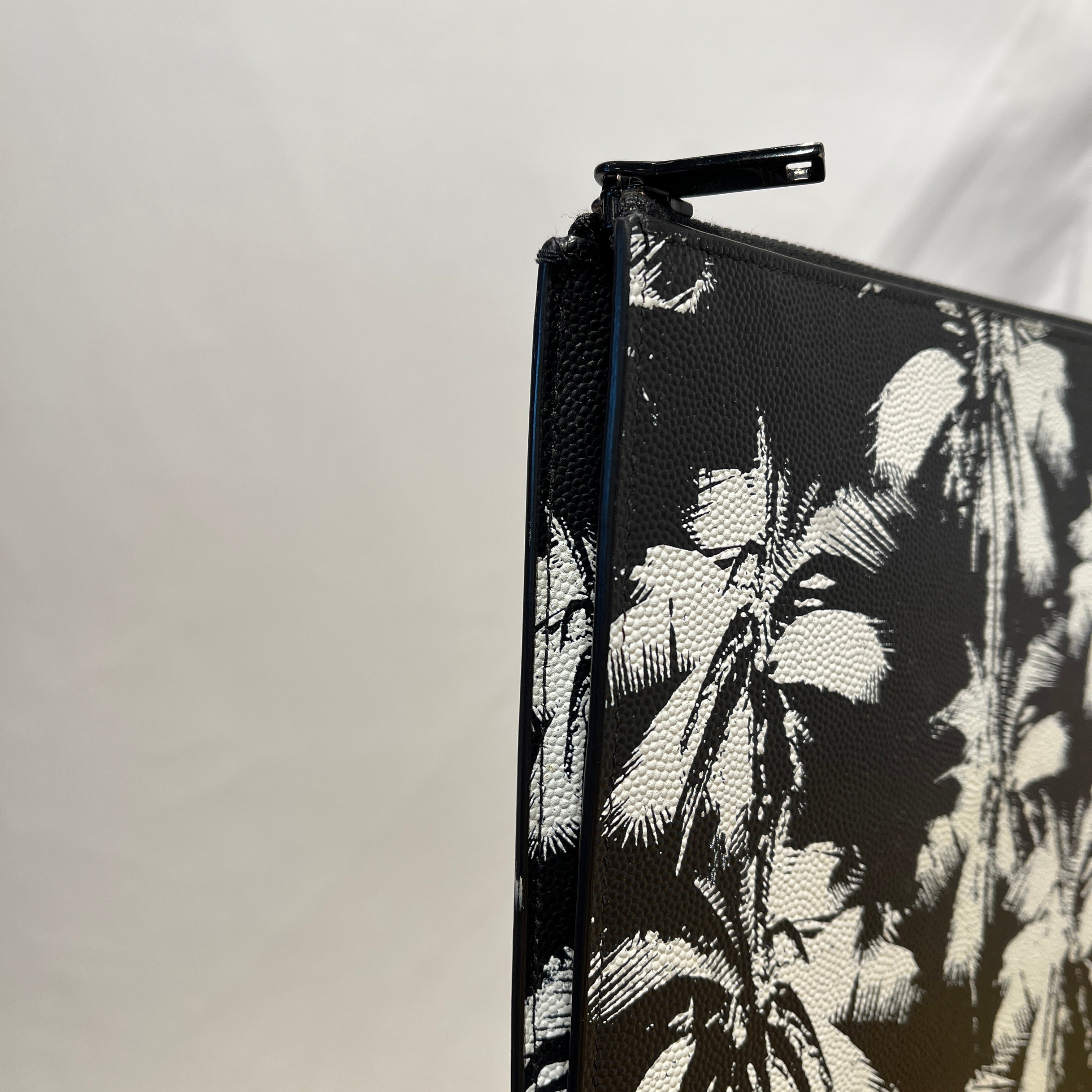 SAINT LAURENT/Clutch Bag/Graphic/Leather/BLK/PALM TREE GRAPHIC view 8