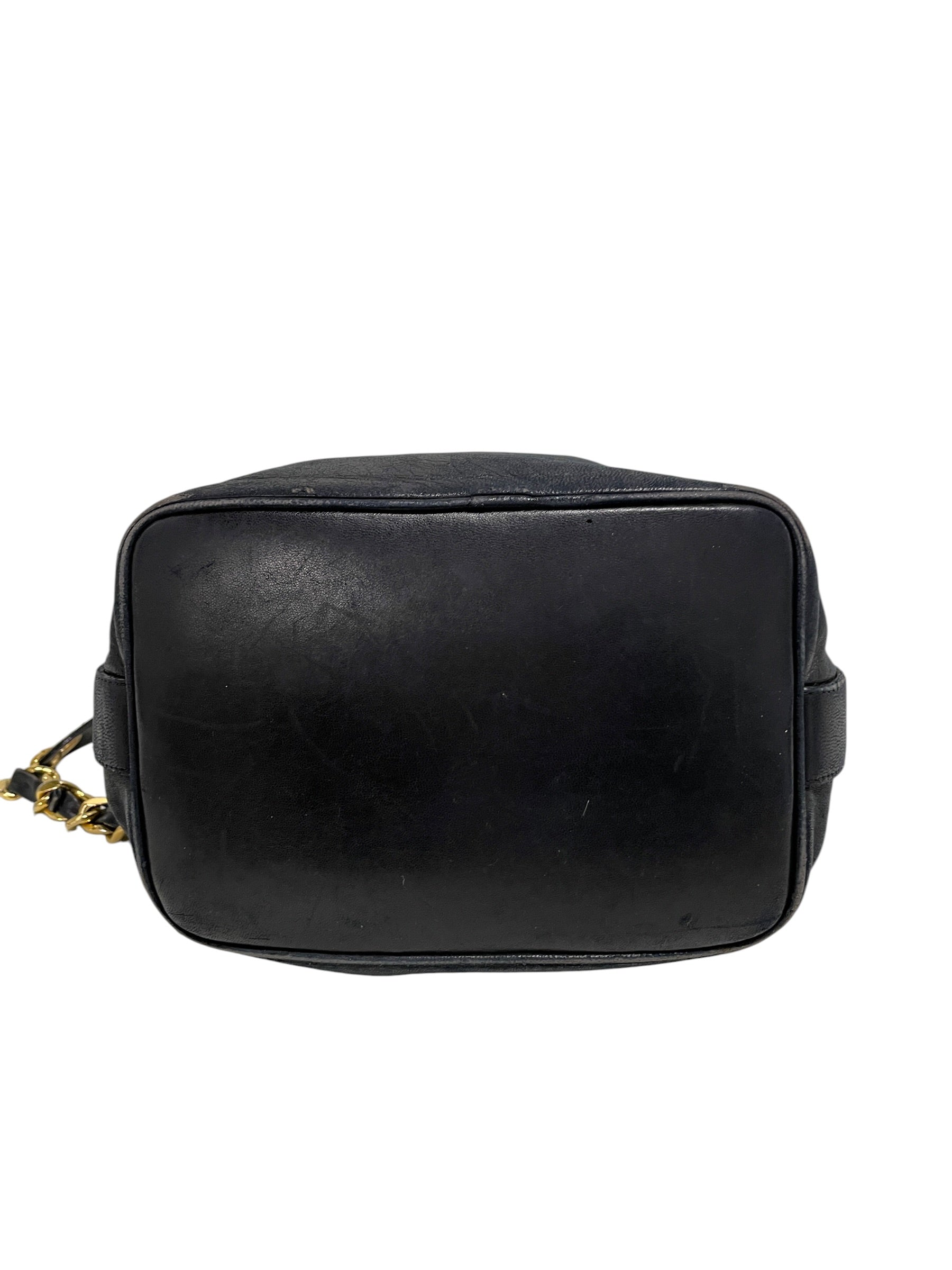 CHANEL/Cross Body Bag/Leather/BLK/GOLD BALLS W/DRAWSTRING view 6