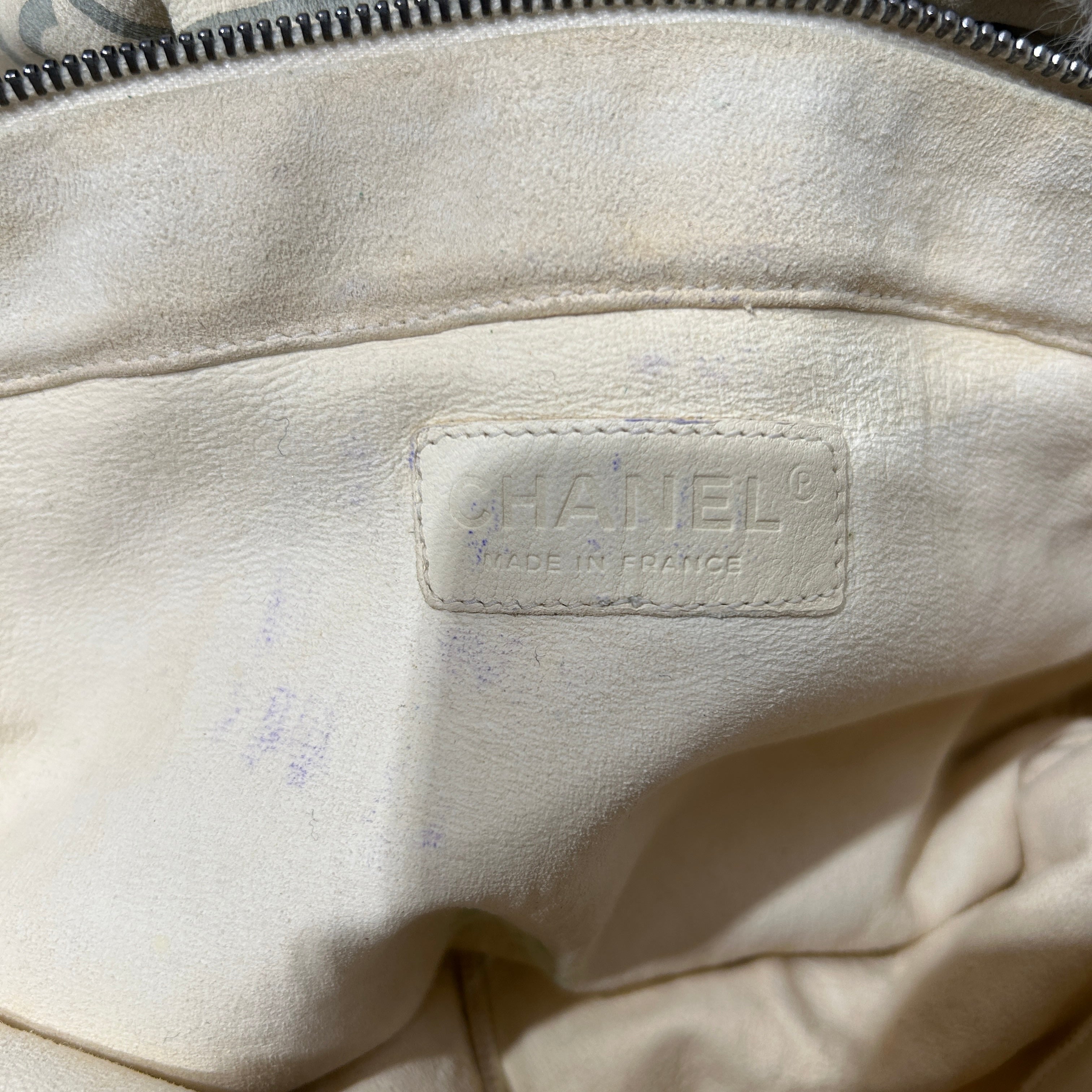 CHANEL/Bag/Animal Pattern/Fur/GRY/CHINCHILLA FUR FLAP BAG view 5
