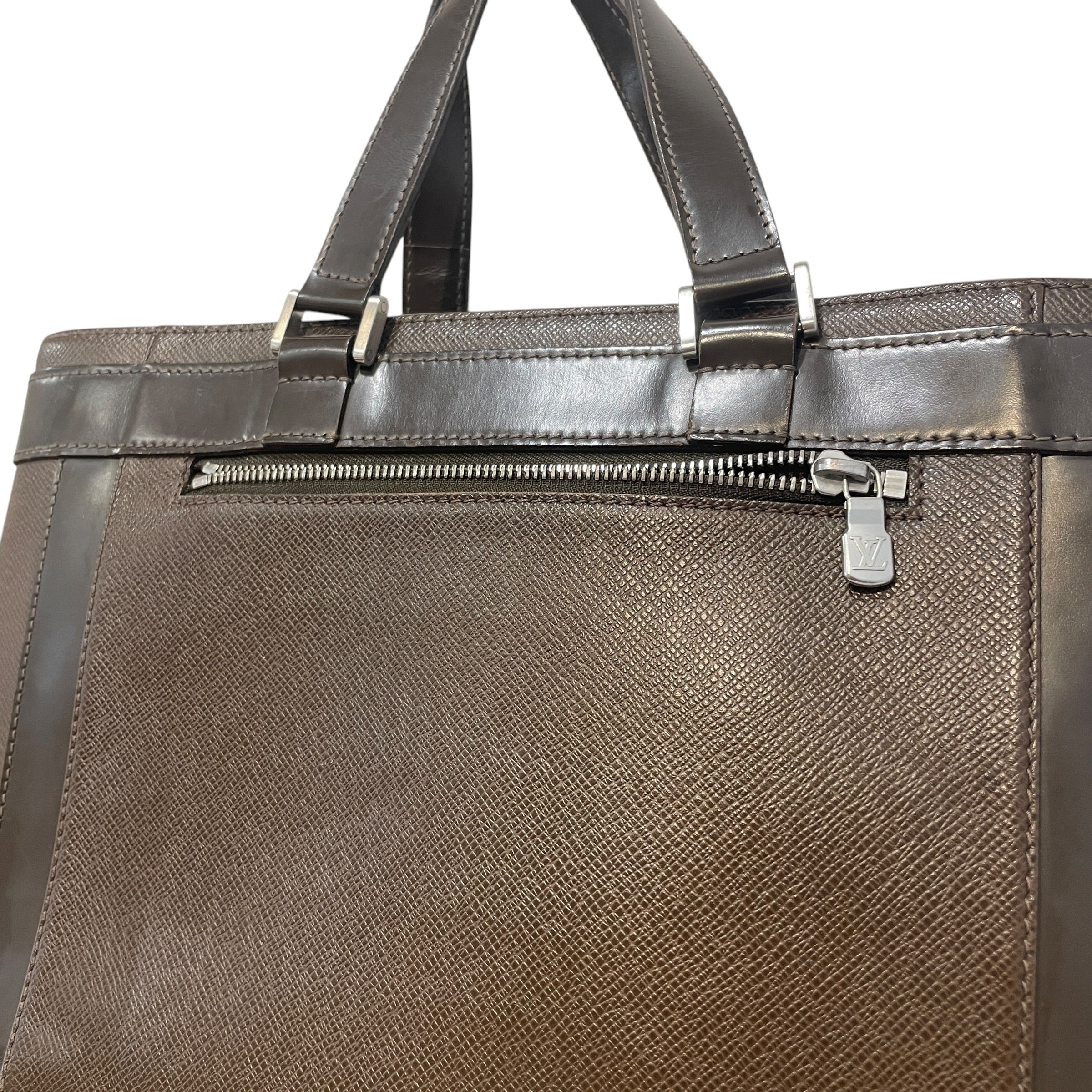 LOUIS VUITTON/Bag/Leather/BRW/Taiga Kasbek PM Tote view 4