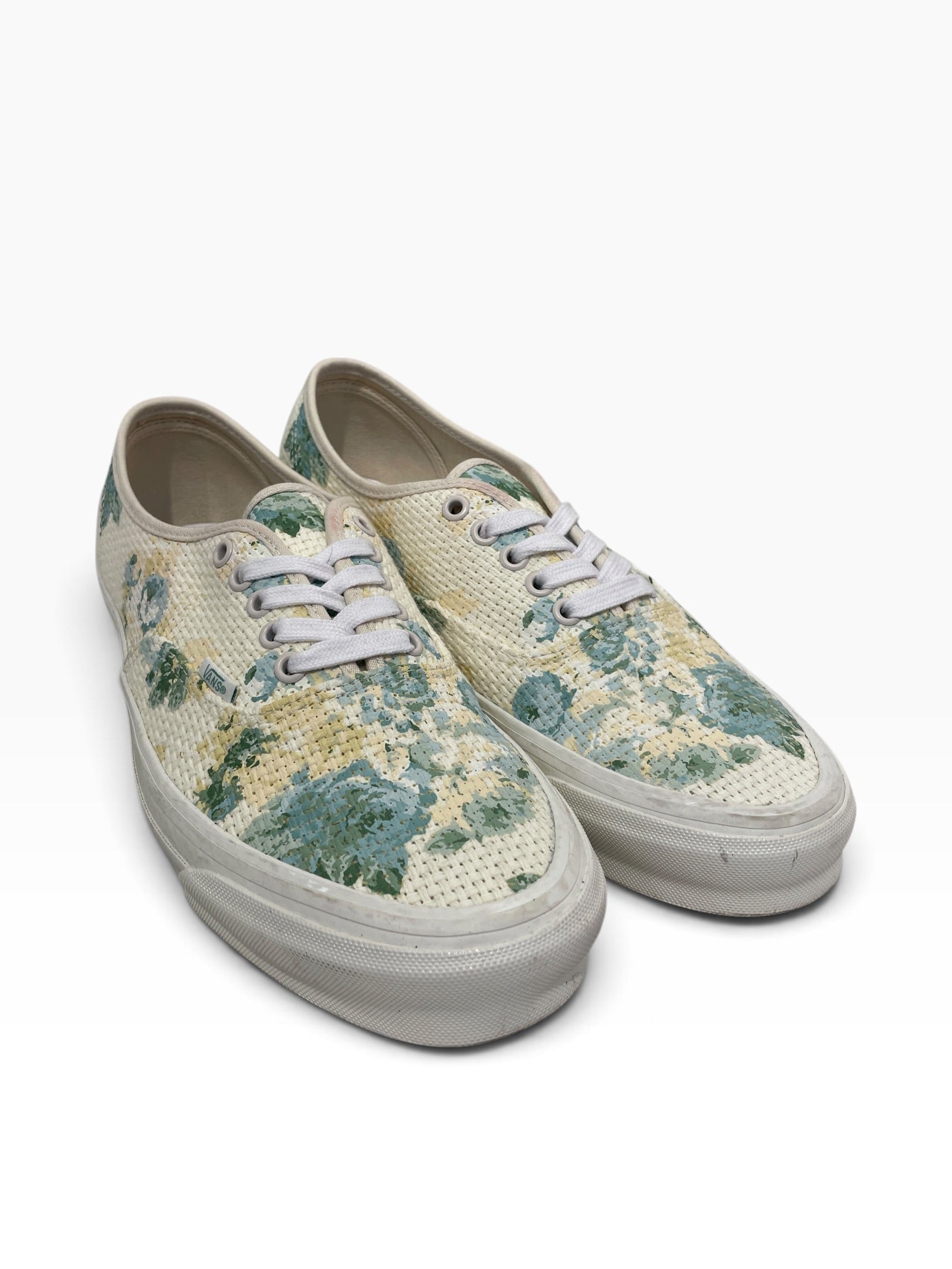 KITH/Low-Sneakers/US 10.5/Acrylic/WHT/VINTAGE FLORAL view 1
