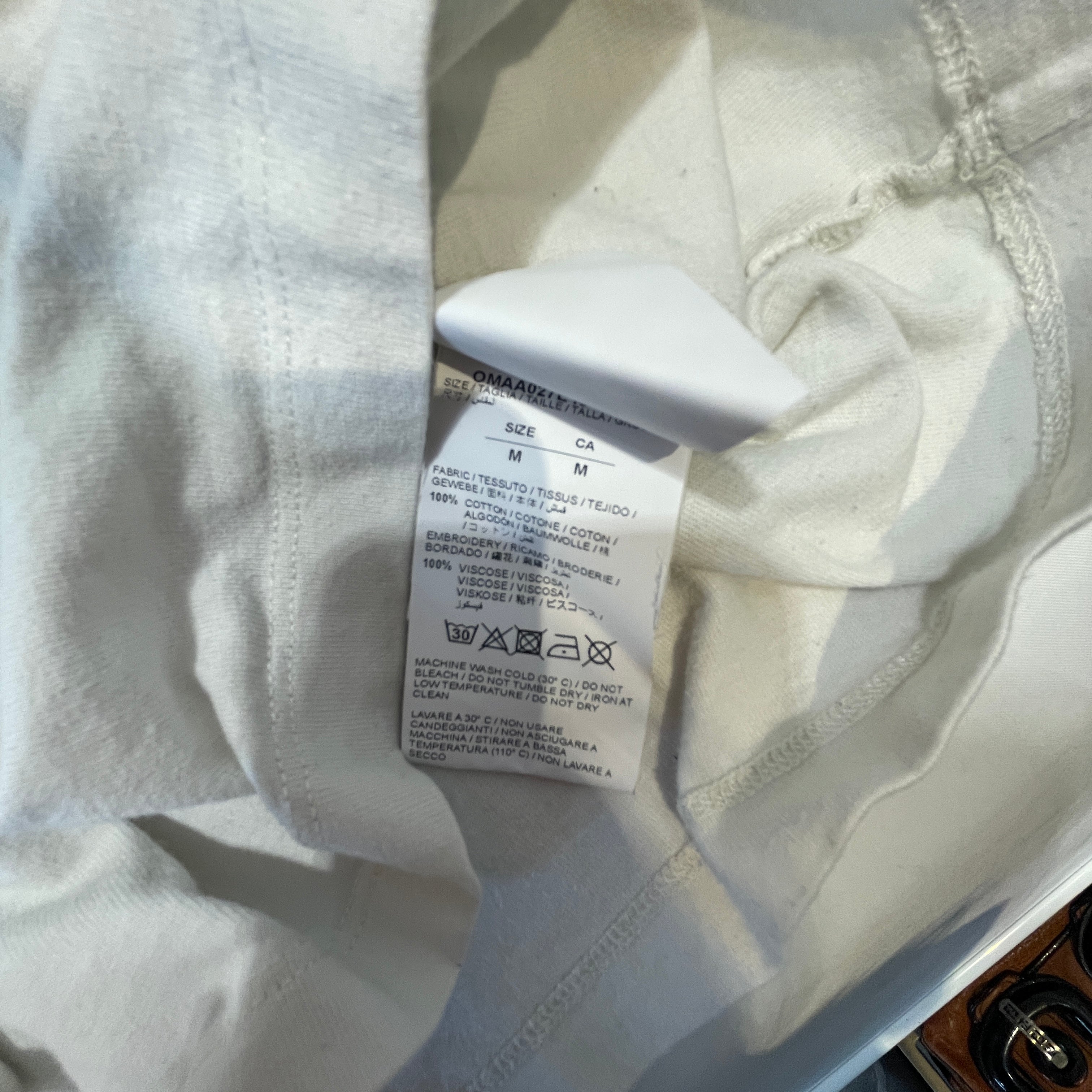 OFF-WHITE/T-Shirt/S/Cotton/WHT/Graphic/clover t shirt view 3