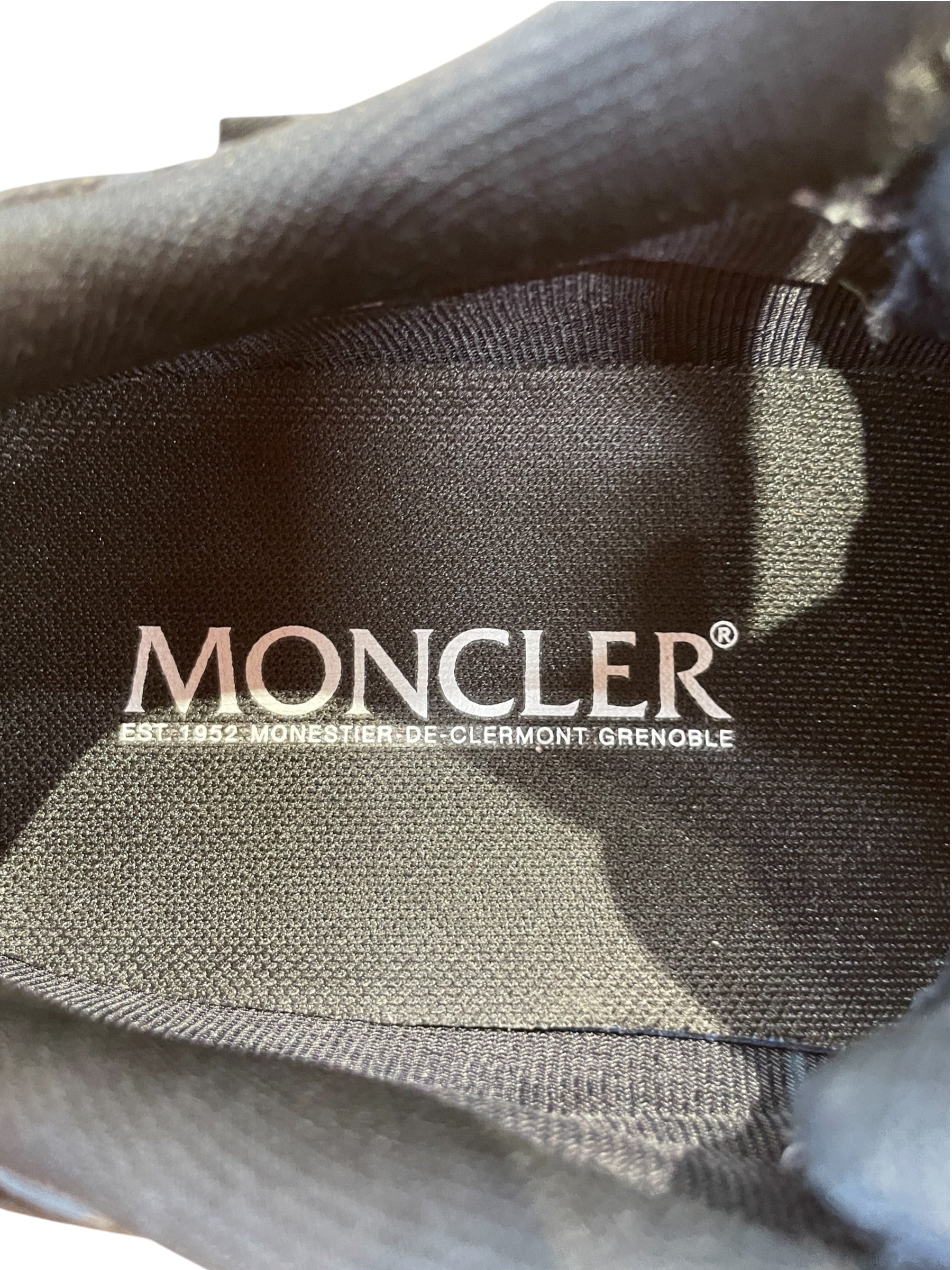 MONCLER/Low-Sneakers/US 8/BLK/TRAILGRIP GTX SNEAKER view 3