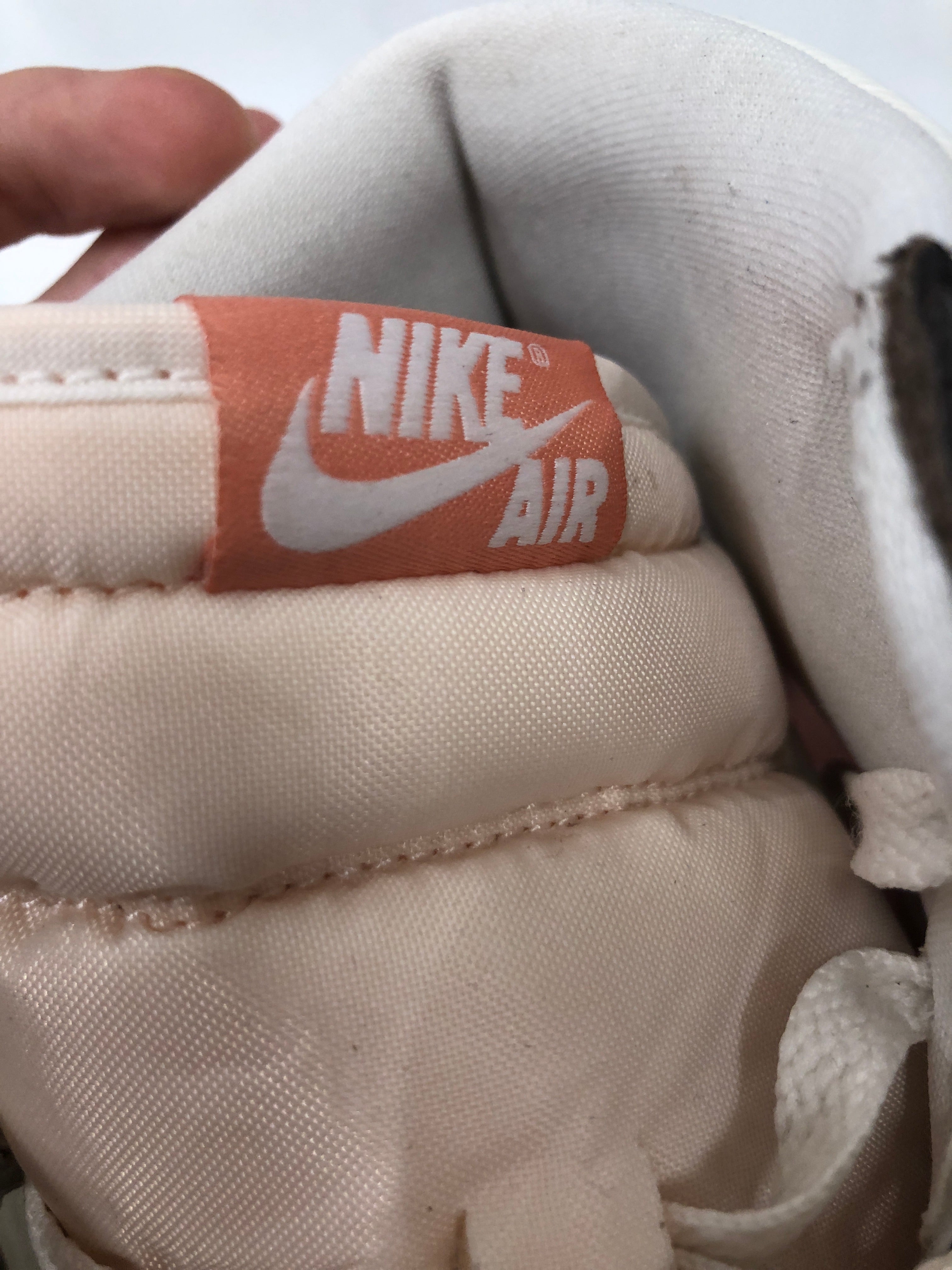 NIKE/Hi-Sneakers/US 10.5/Leather/BRW/Jordan 1 Retro High OG view 4